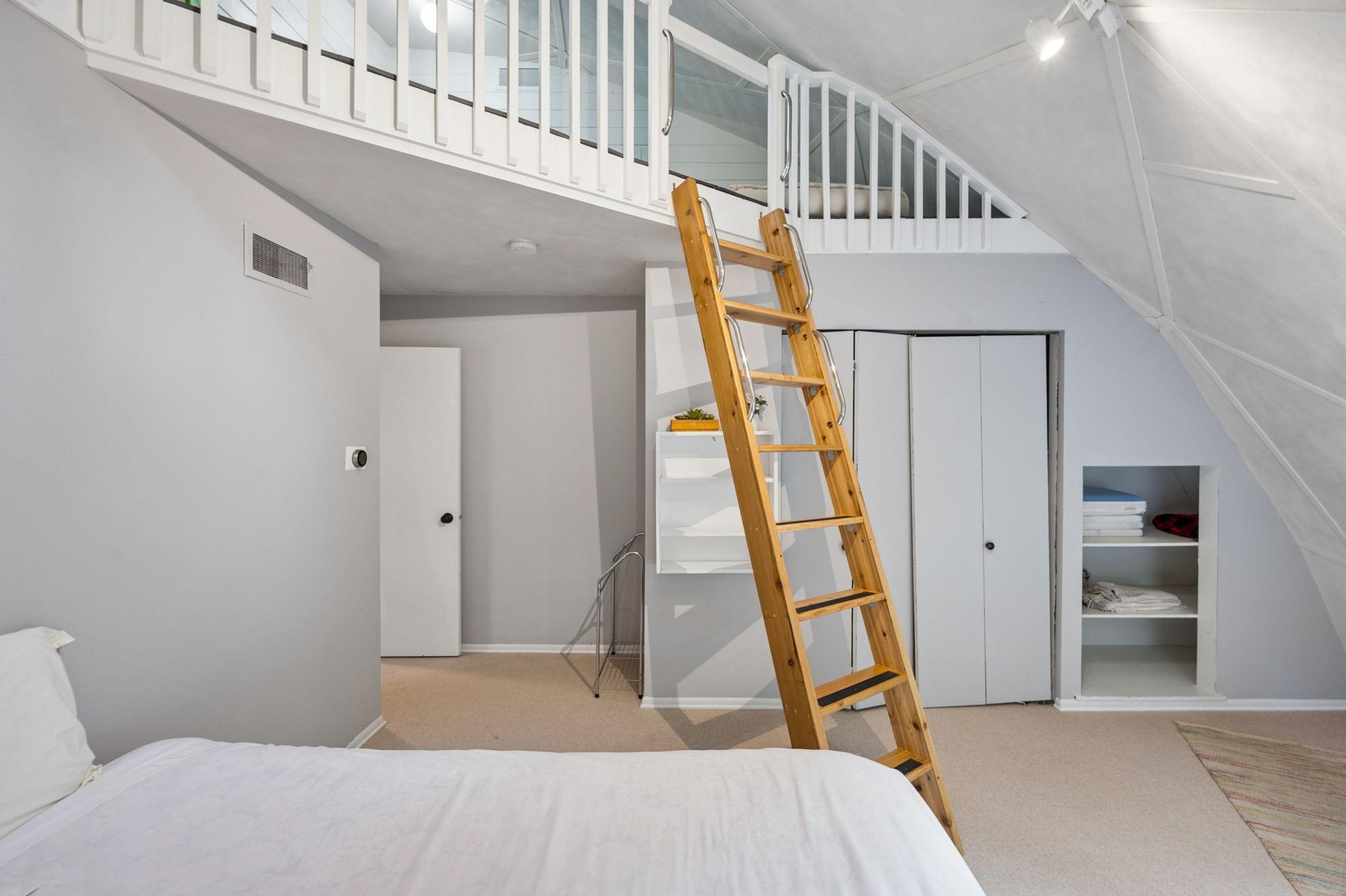 6525 Rowland Road Property Photo 22