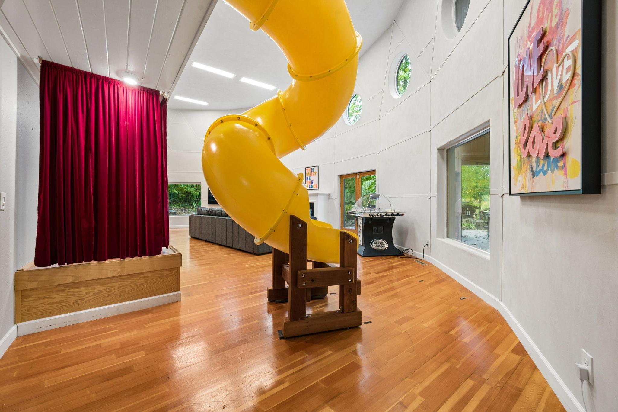 6525 Rowland Road Property Photo 41