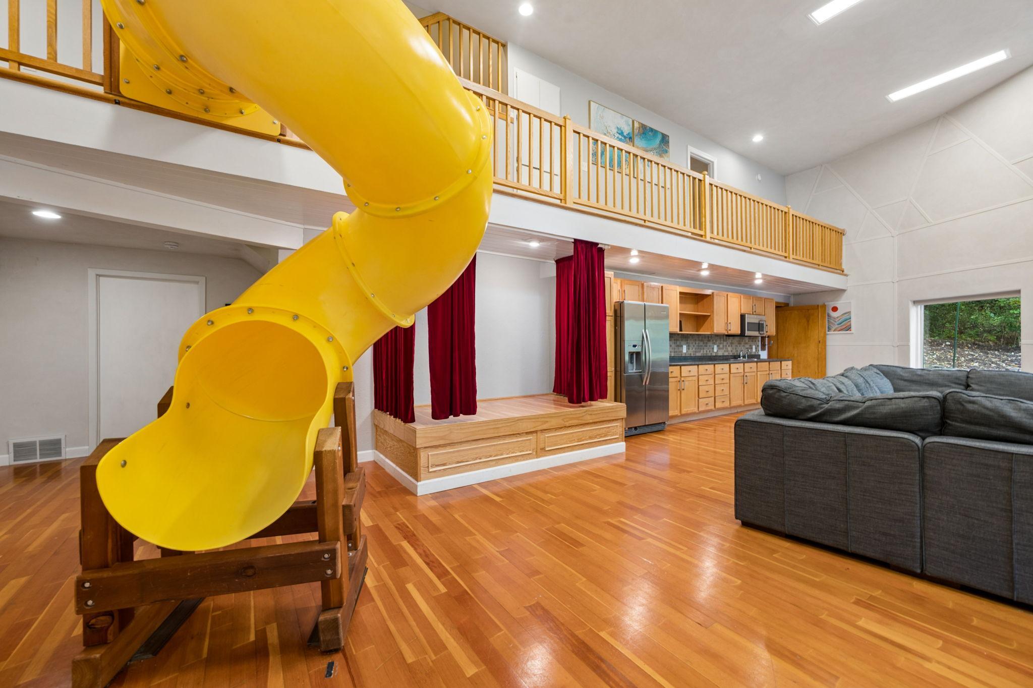 6525 Rowland Road Property Photo 42