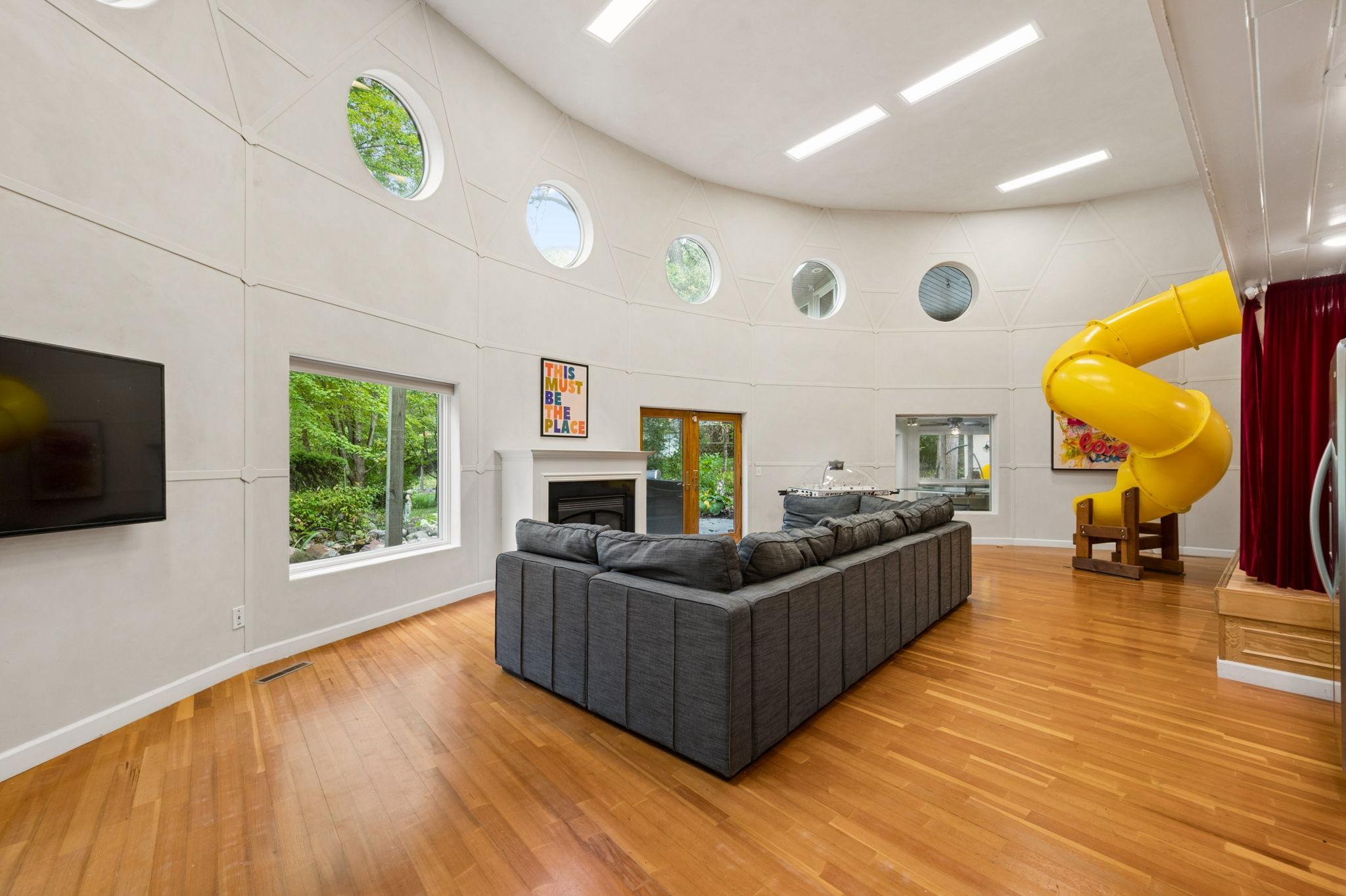 6525 Rowland Road Property Photo 43