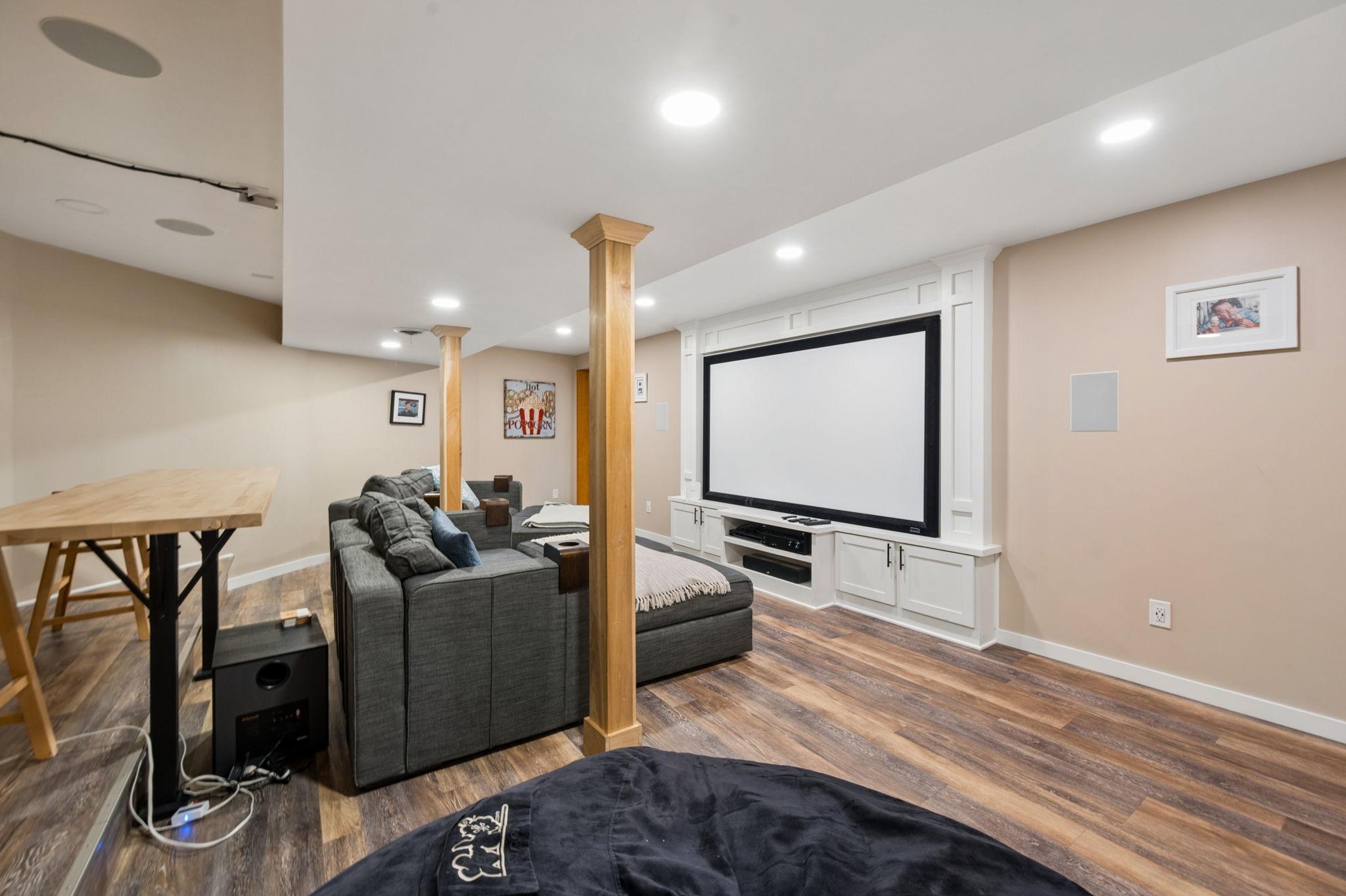 6525 Rowland Road Property Photo 46