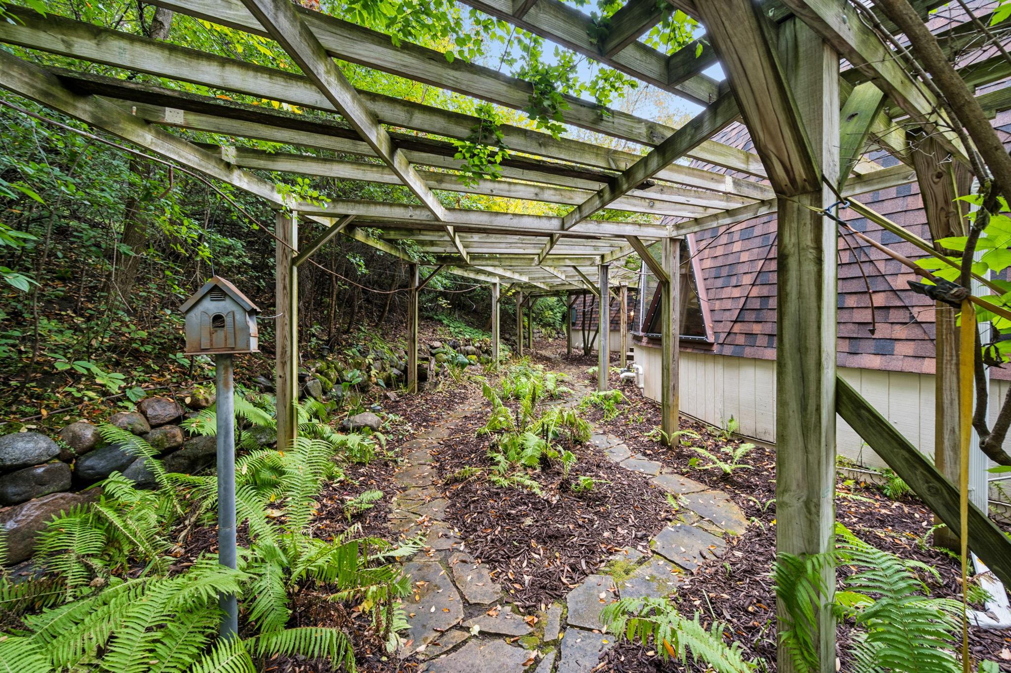 6525 Rowland Road Property Photo 91