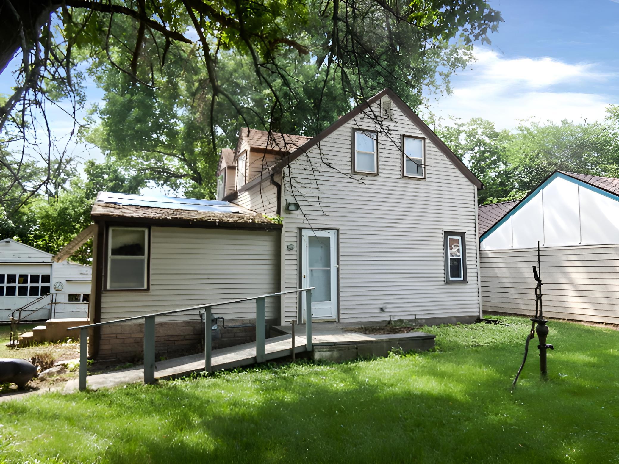 1401 12th Avenue Property Photo 1