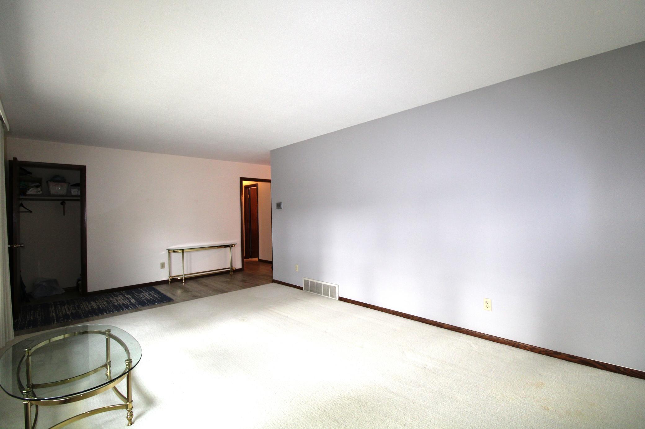 7151416 Property Photo 5