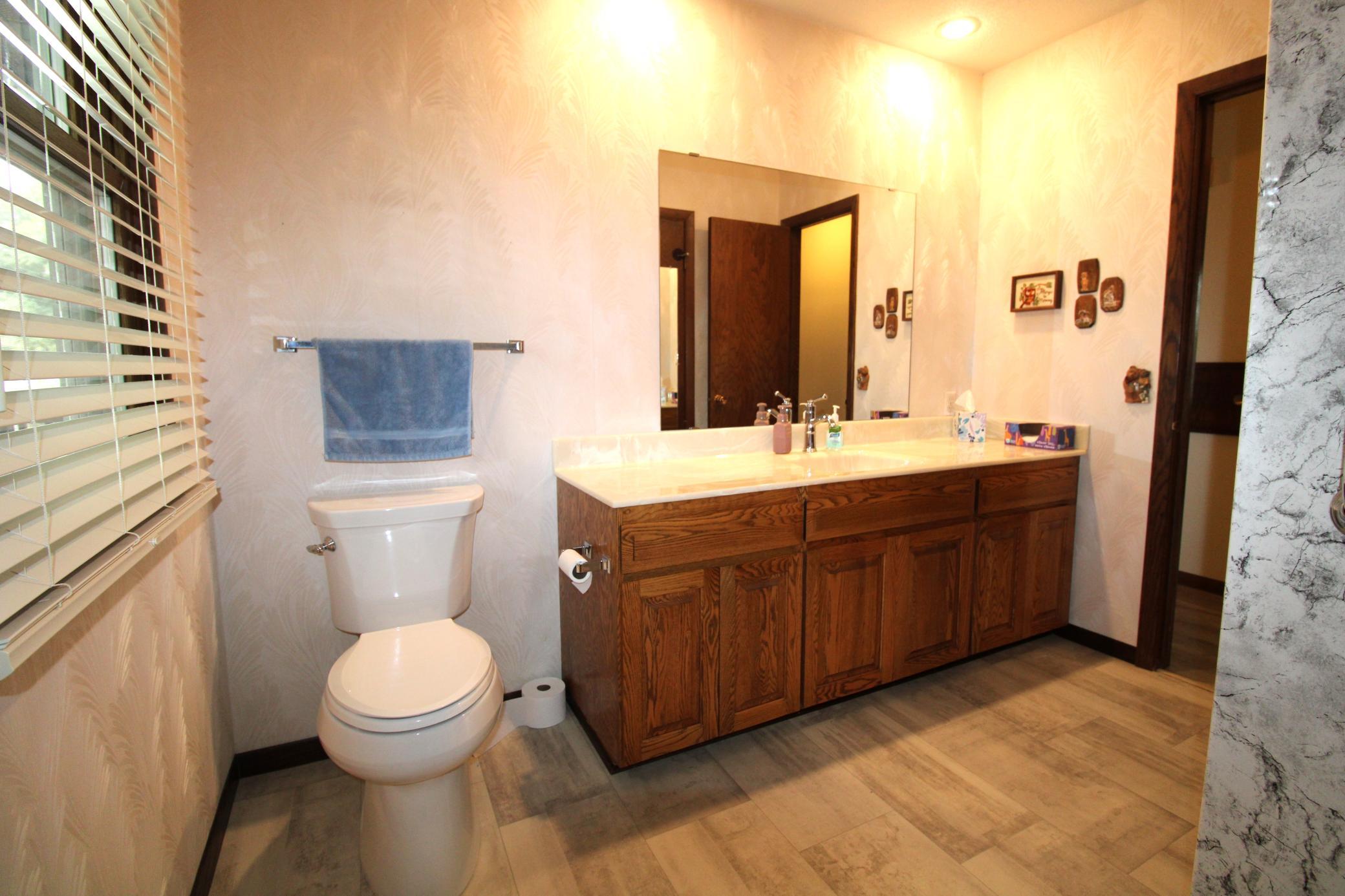 7151416 Property Photo 12