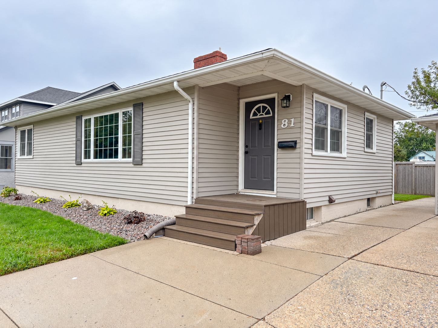 81 4th Avenue N Property Photo 38