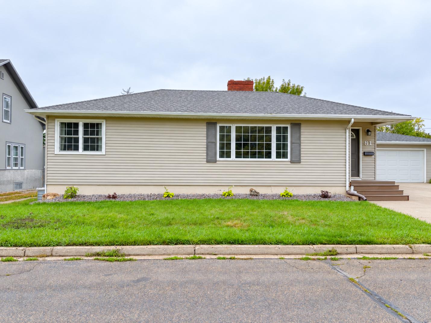 81 4th Avenue N Property Photo 39