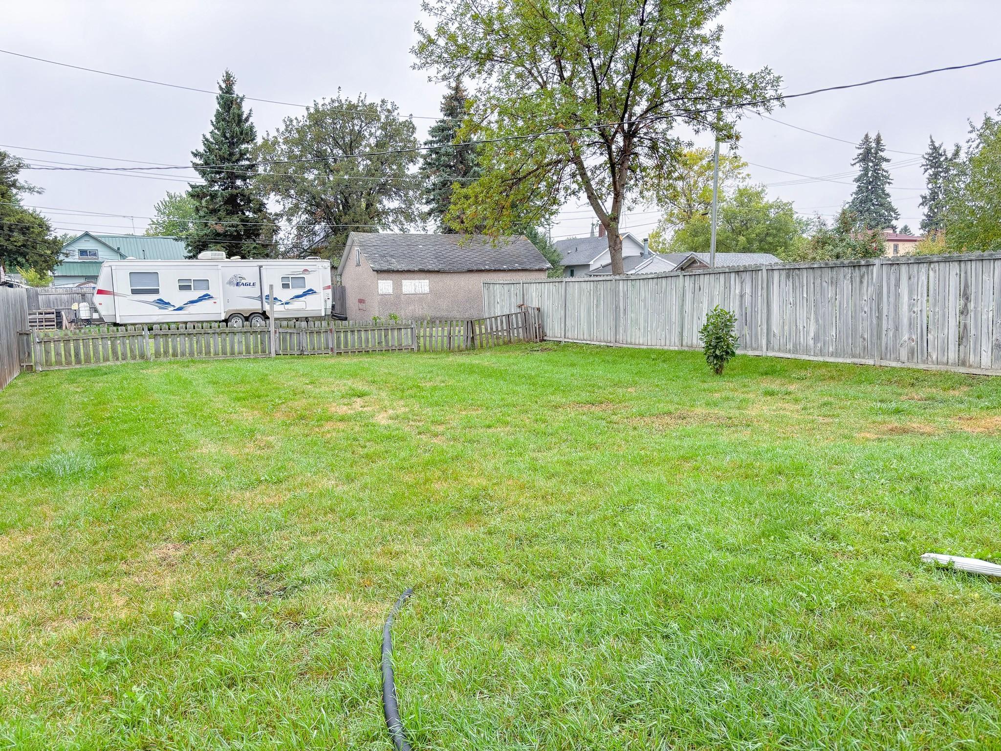 81 4th Avenue N Property Photo 43