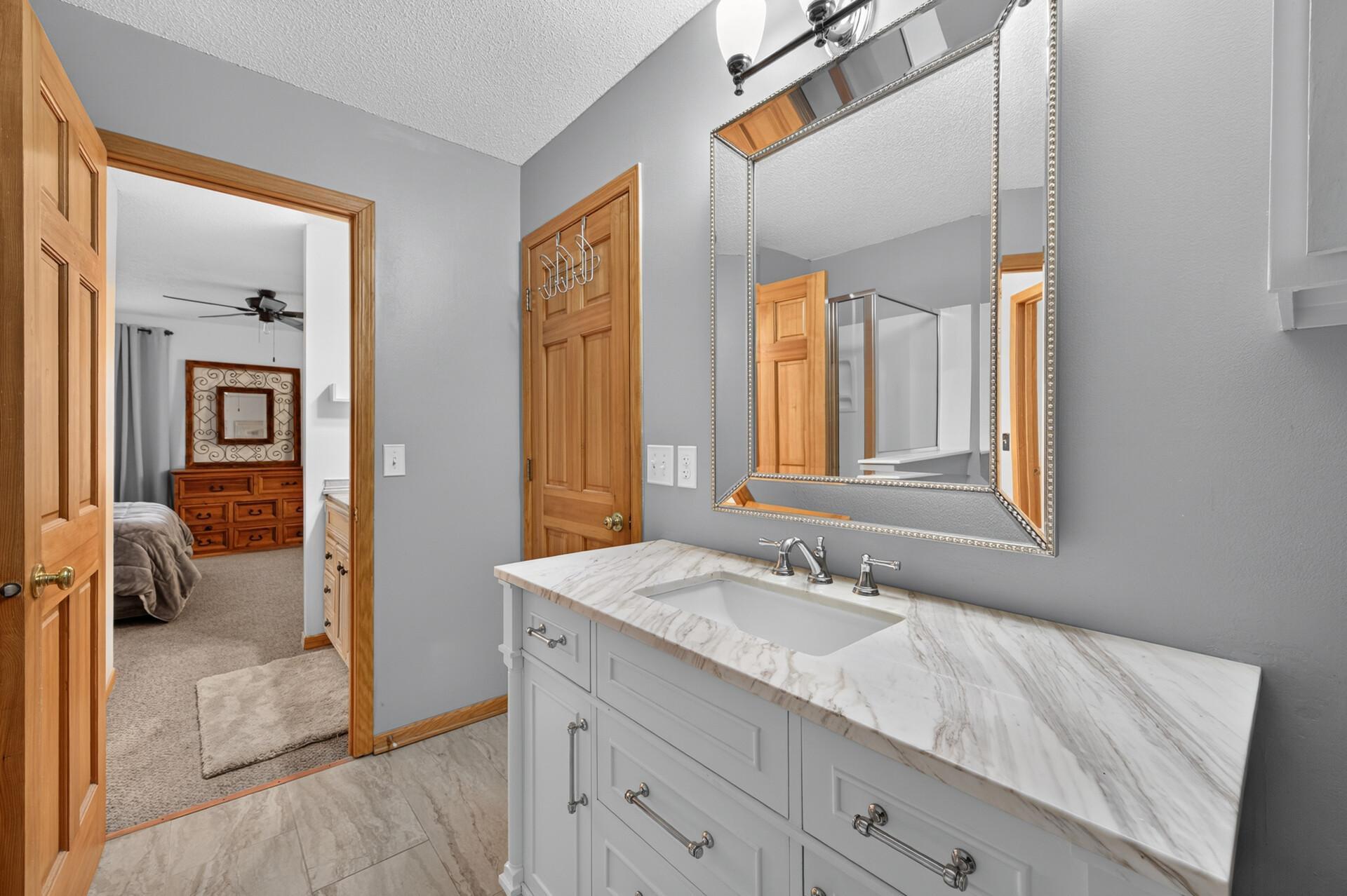 10154 Country Club Curve Property Photo 13