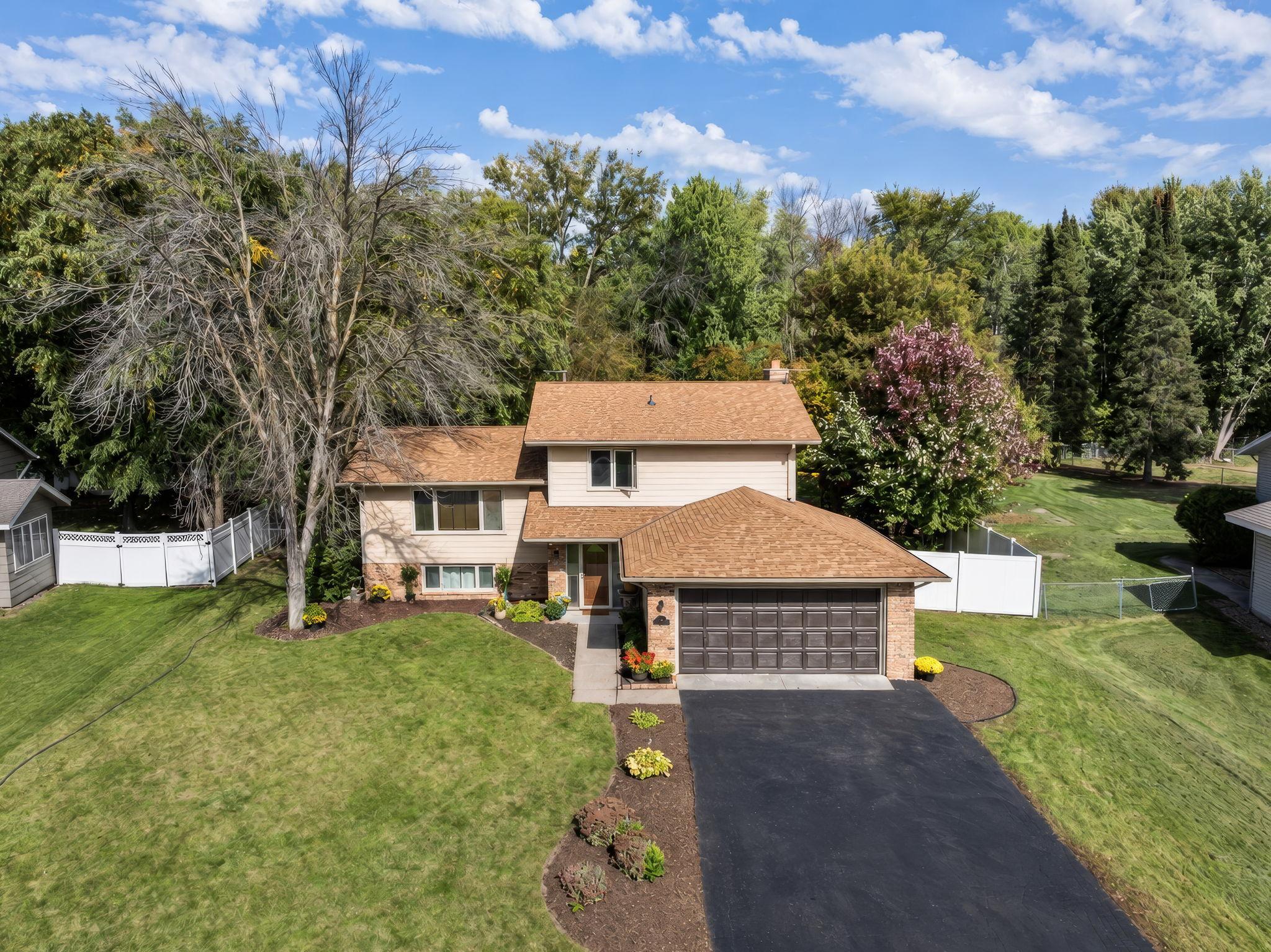 11444 100th Place N Property Photo 1
