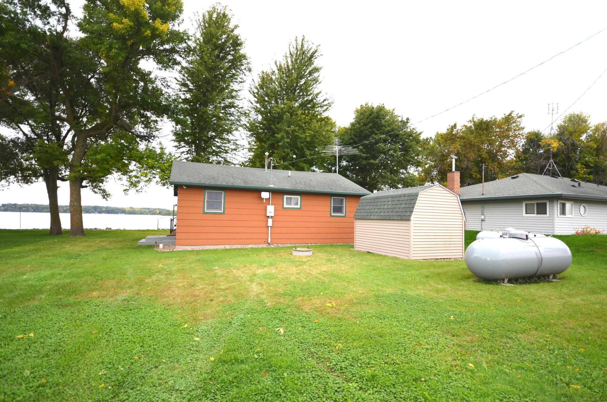 17075 Dickenson Lane Property Photo 2
