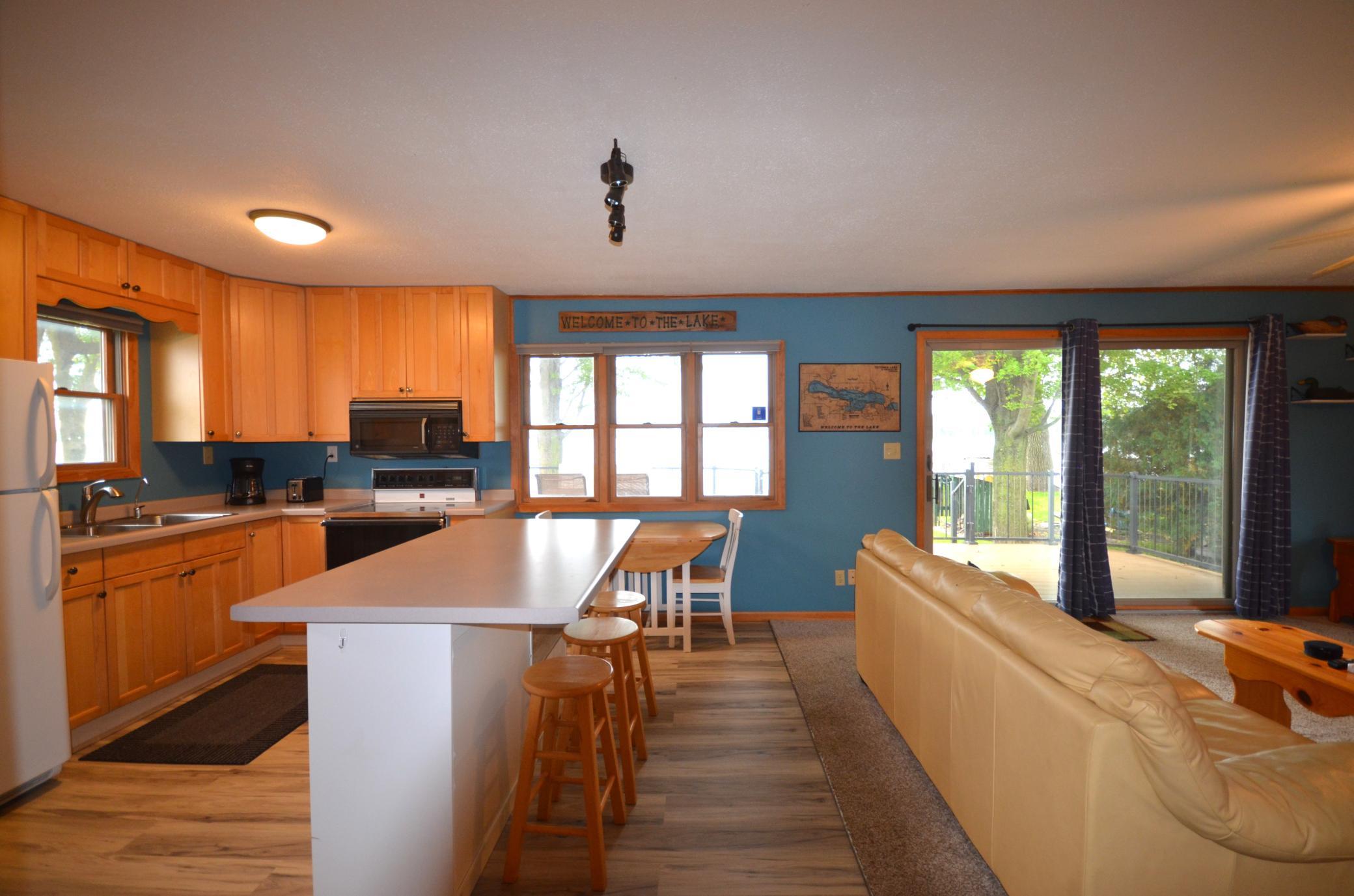 17075 Dickenson Lane Property Photo 13