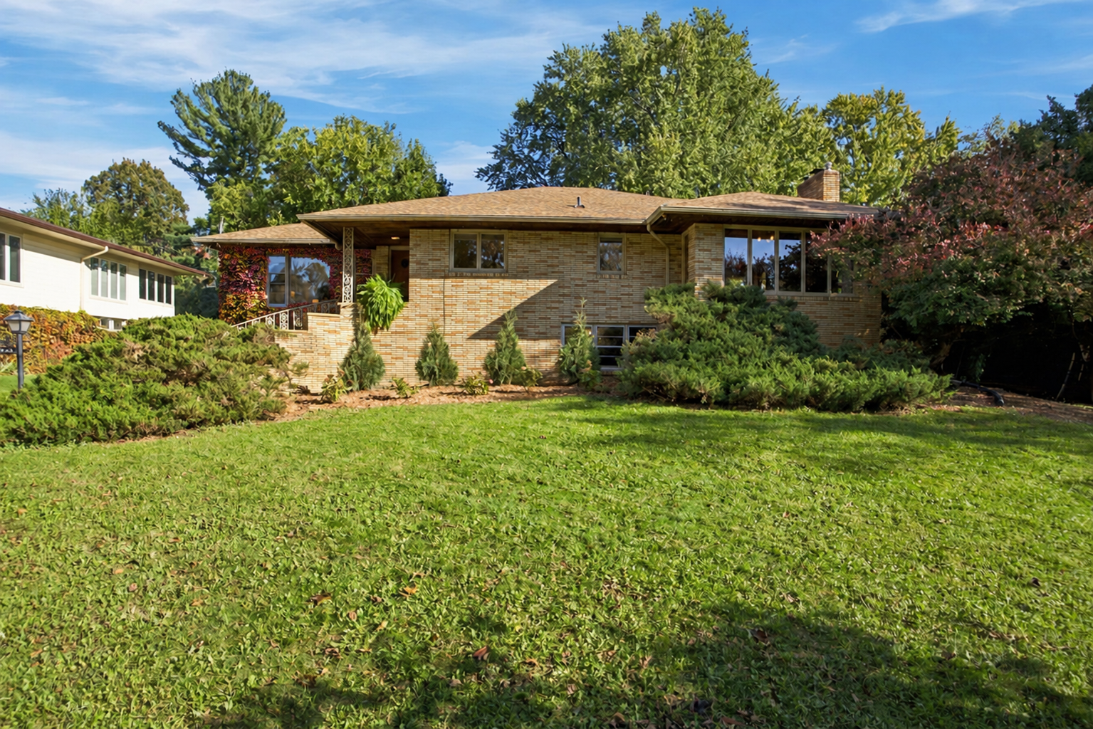 1843 Colvin Avenue Property Photo 1