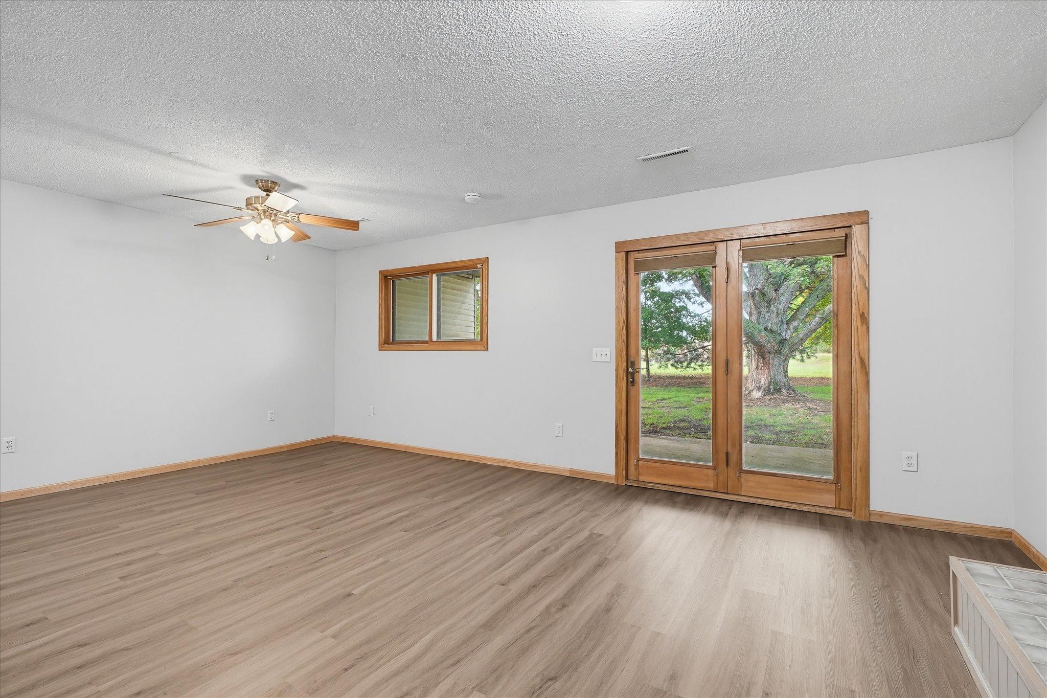1618 Clemson Drive B Property Photo 32