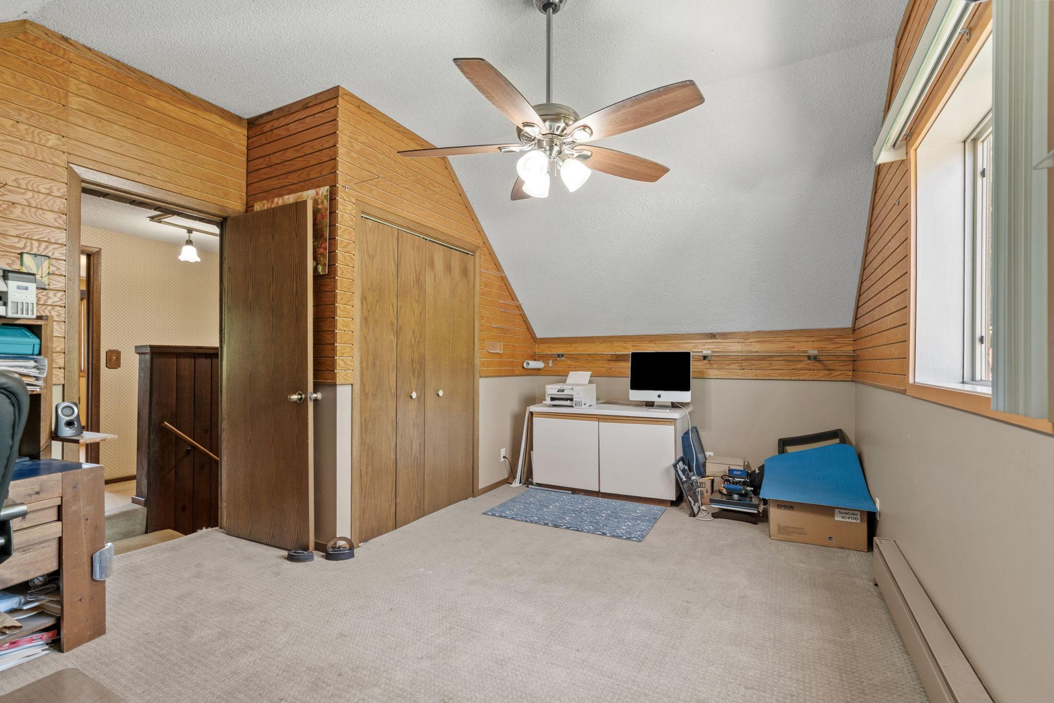 5510 James Avenue N Property Photo 26