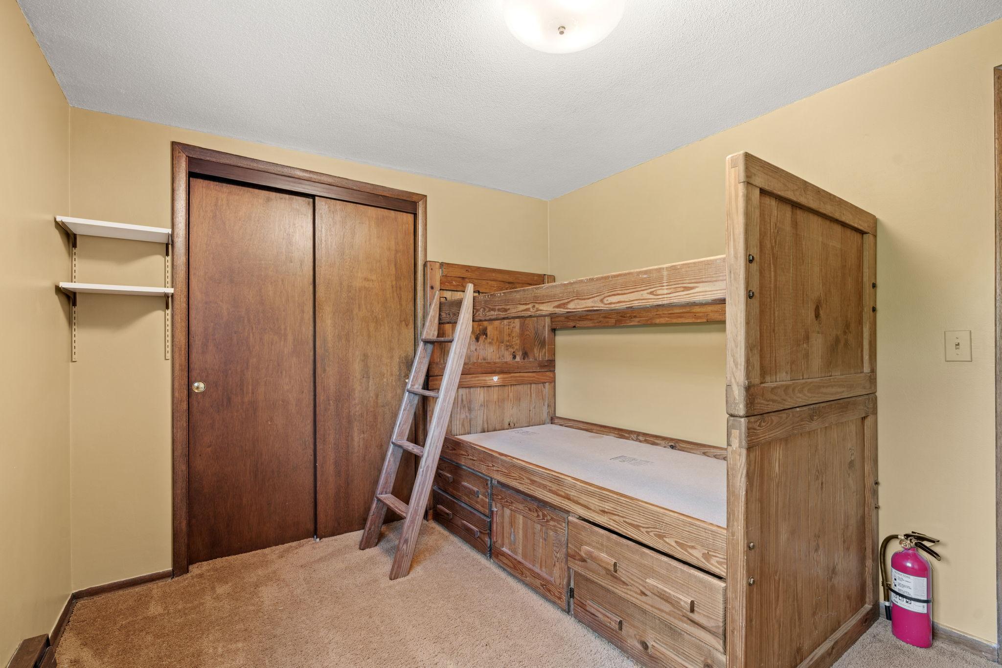 5510 James Avenue N Property Photo 28