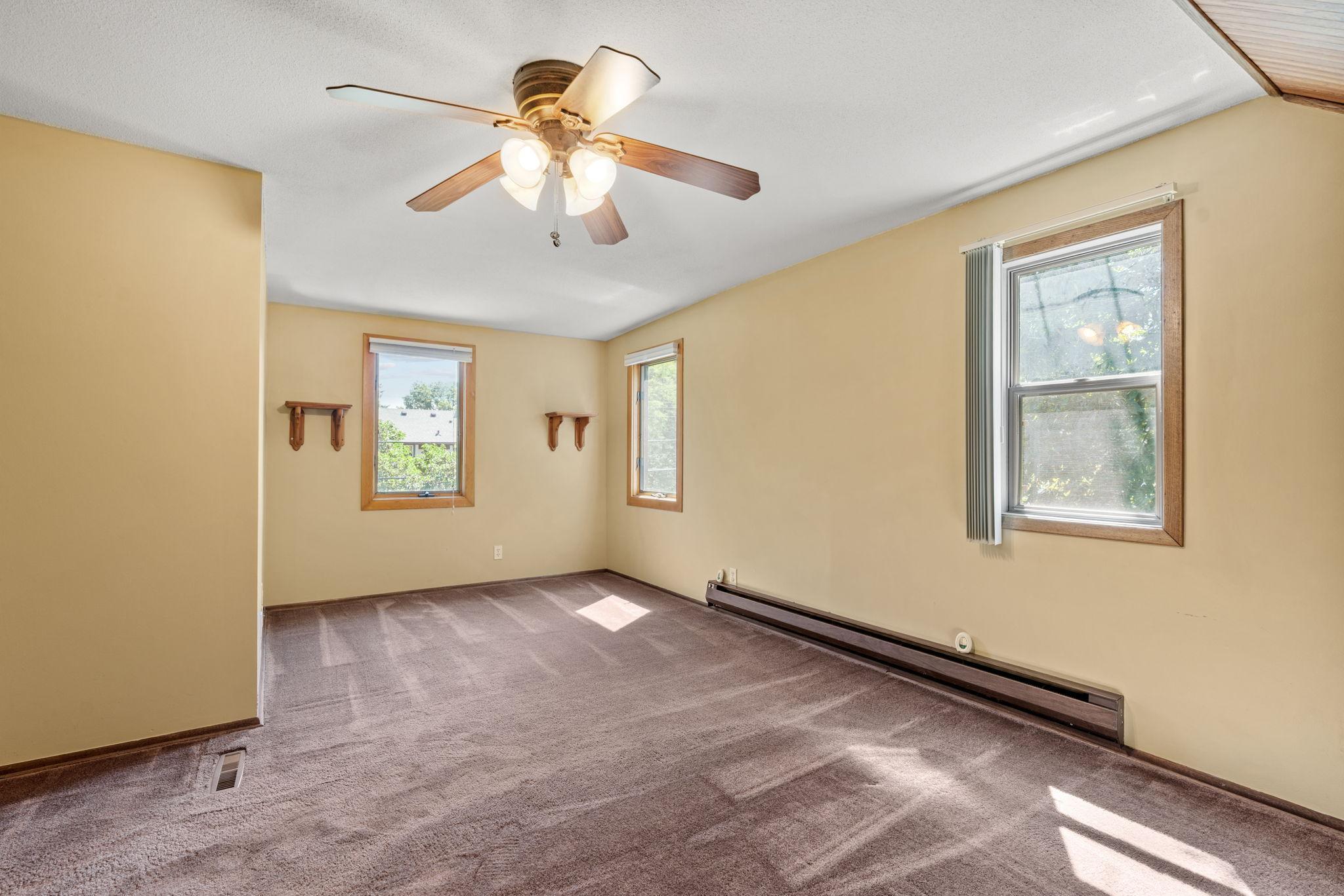 5510 James Avenue N Property Photo 30