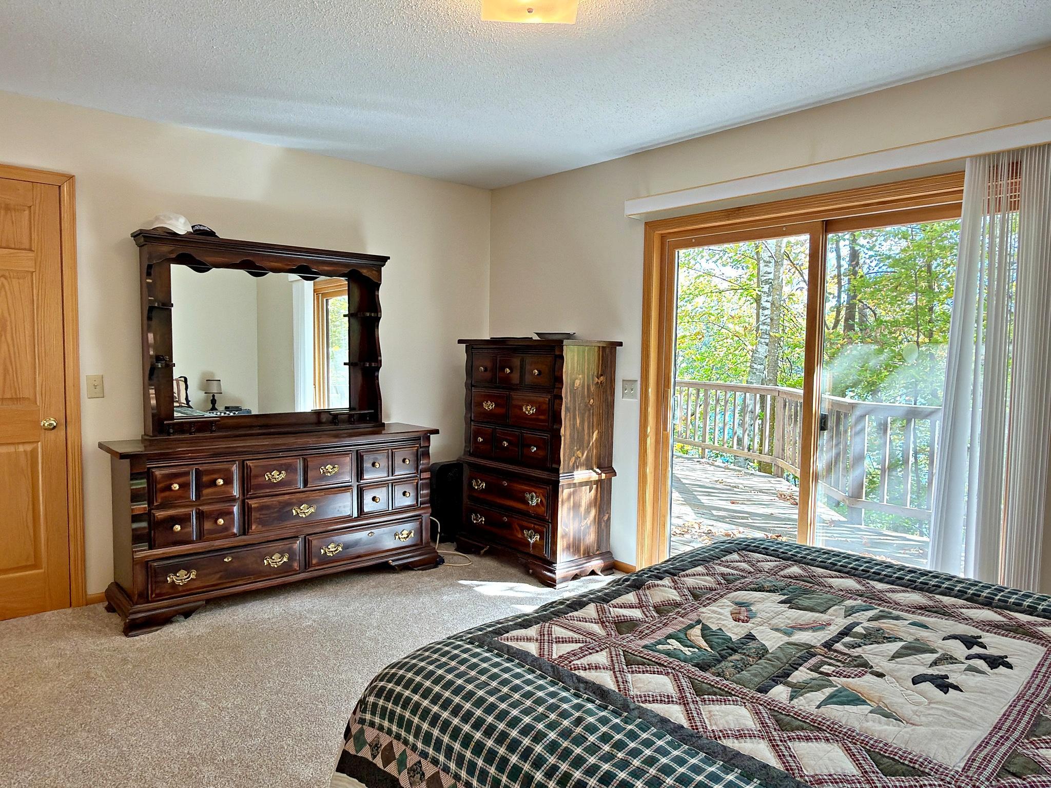 24913 Great Pine Drive Property Photo 14