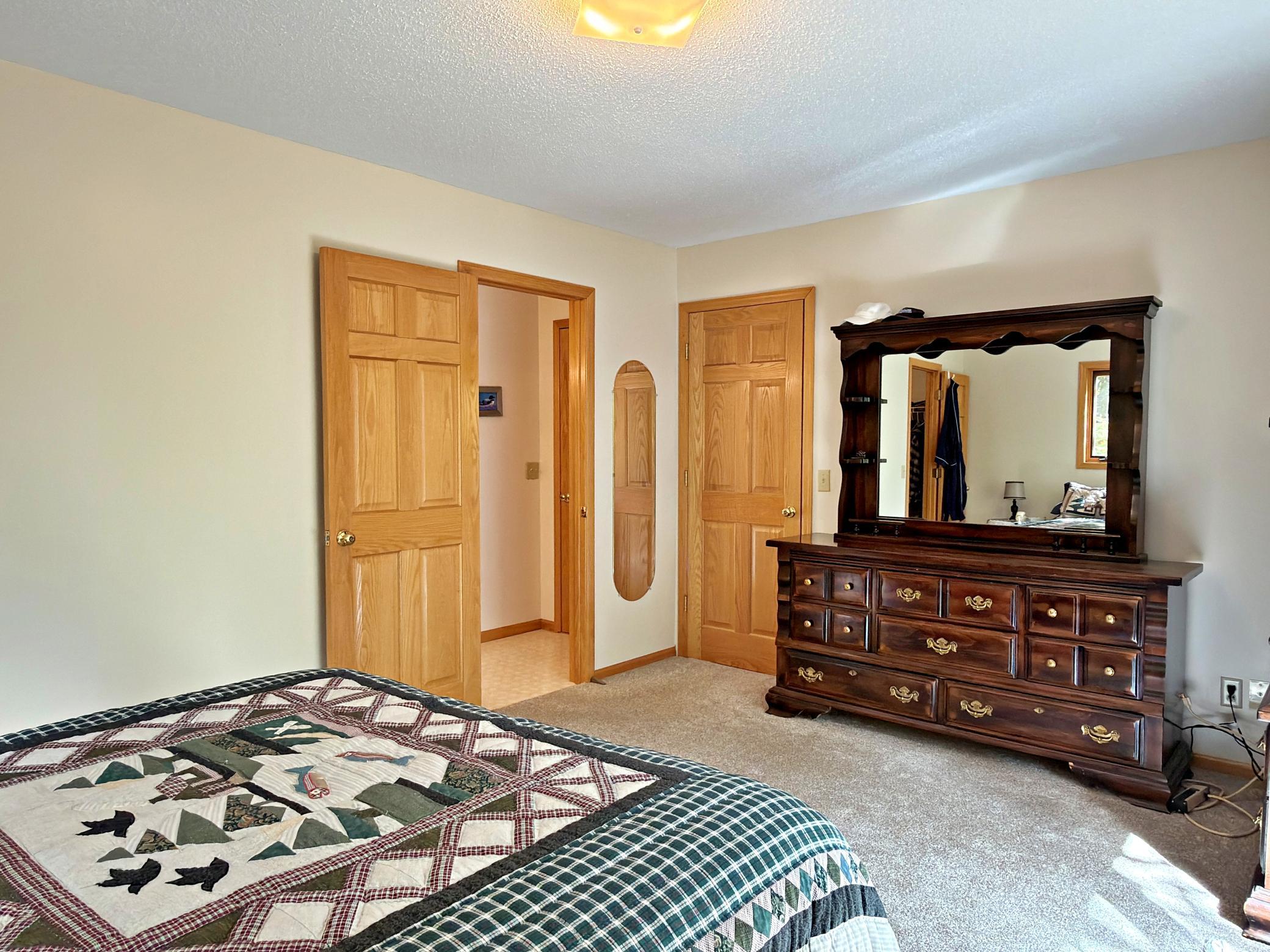 24913 Great Pine Drive Property Photo 15