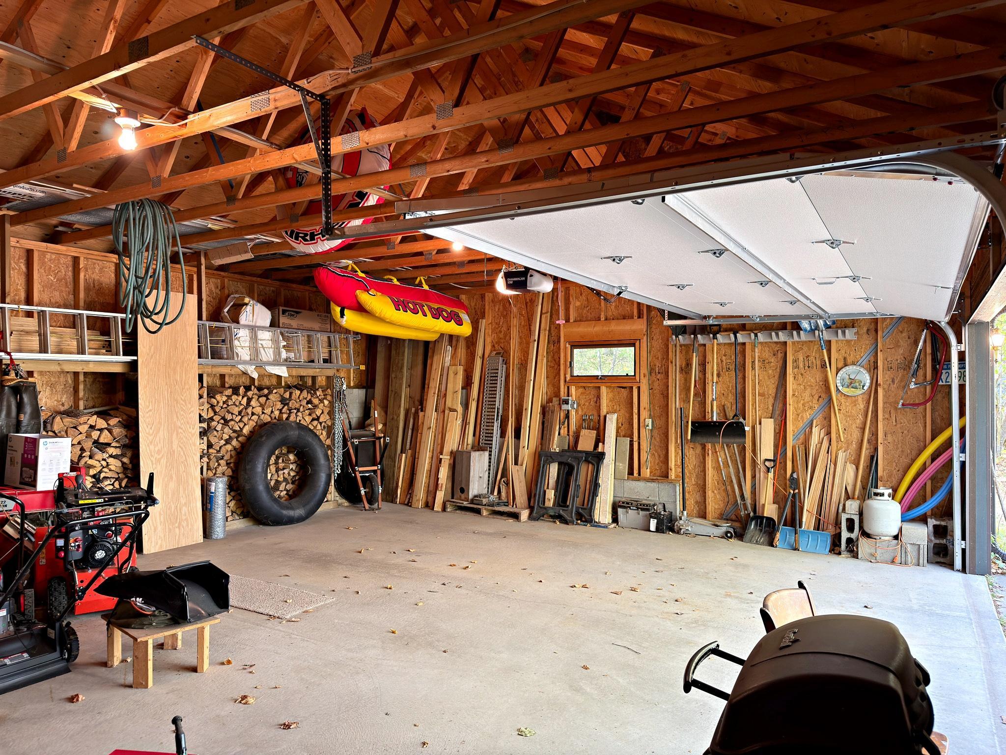 24913 Great Pine Drive Property Photo 32