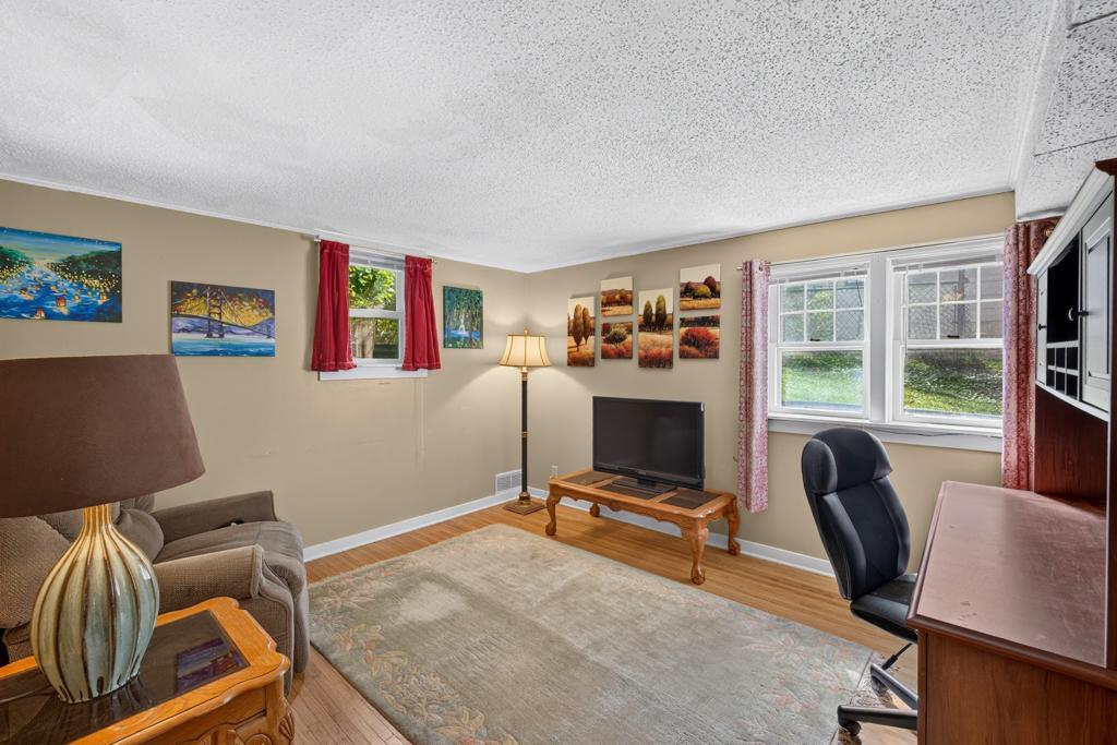 813 4th Avenue Nw Property Photo 26