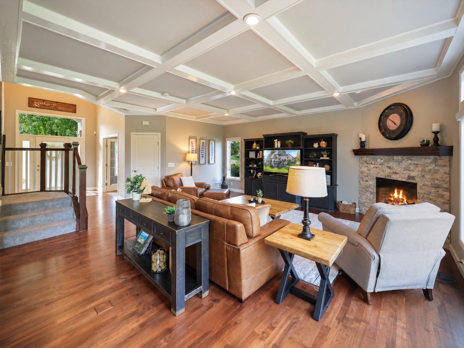 10520 Pinnacle Way Property Photo 4
