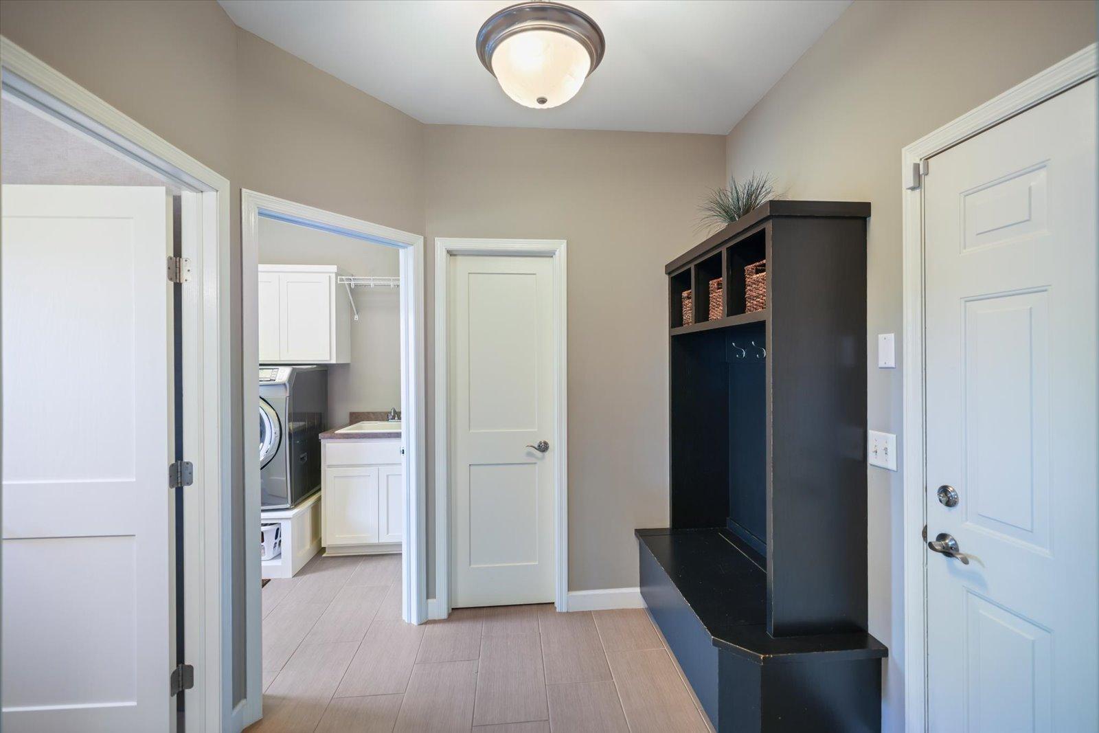 10520 Pinnacle Way Property Photo 35
