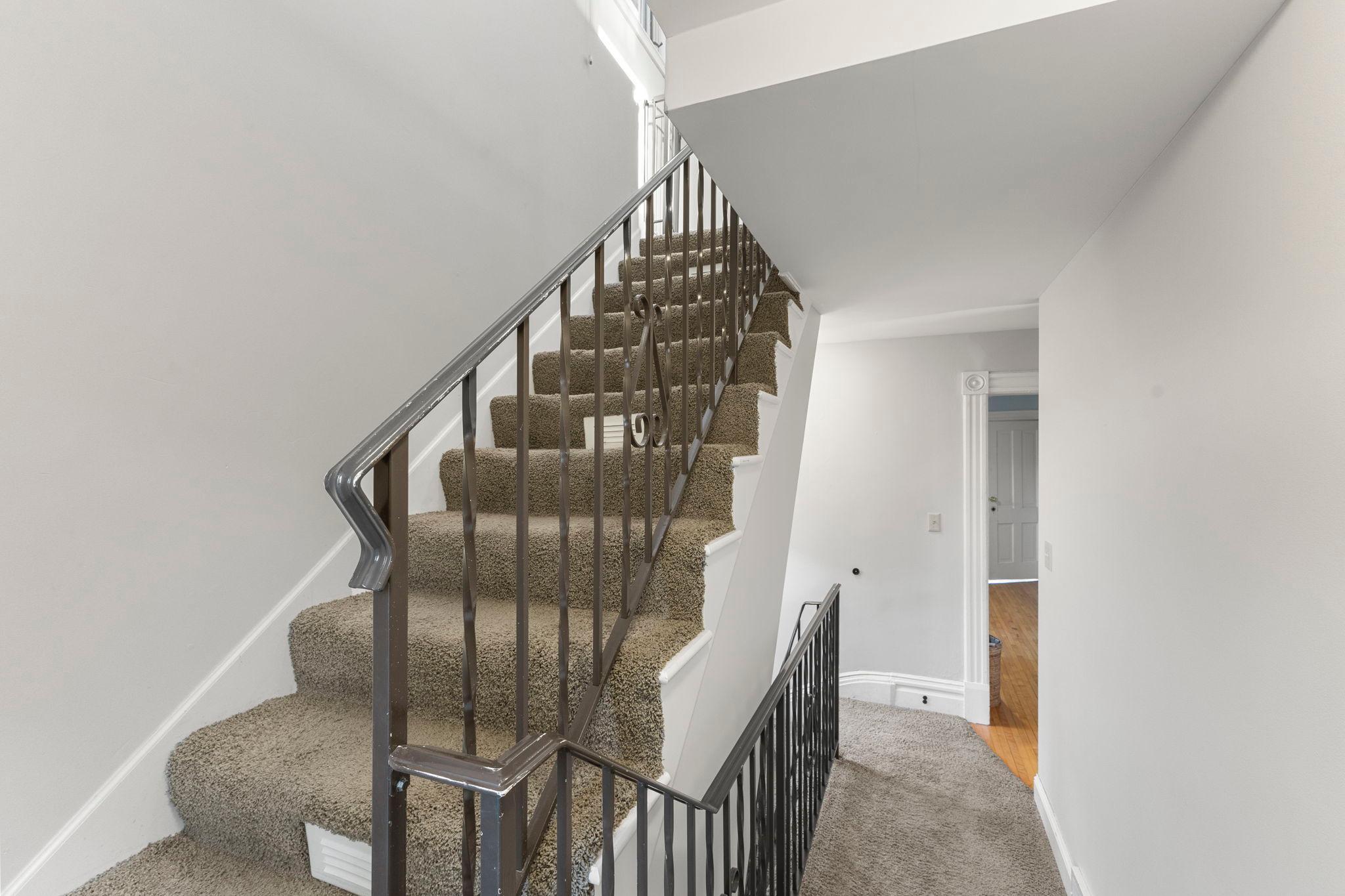 870 Randolph Avenue Property Photo 33