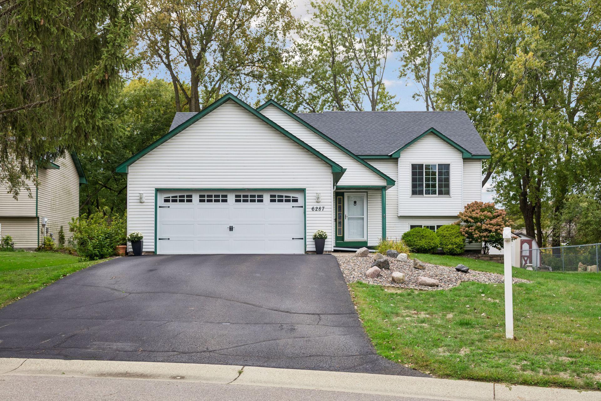 6287 22nd Street N Property Photo 1