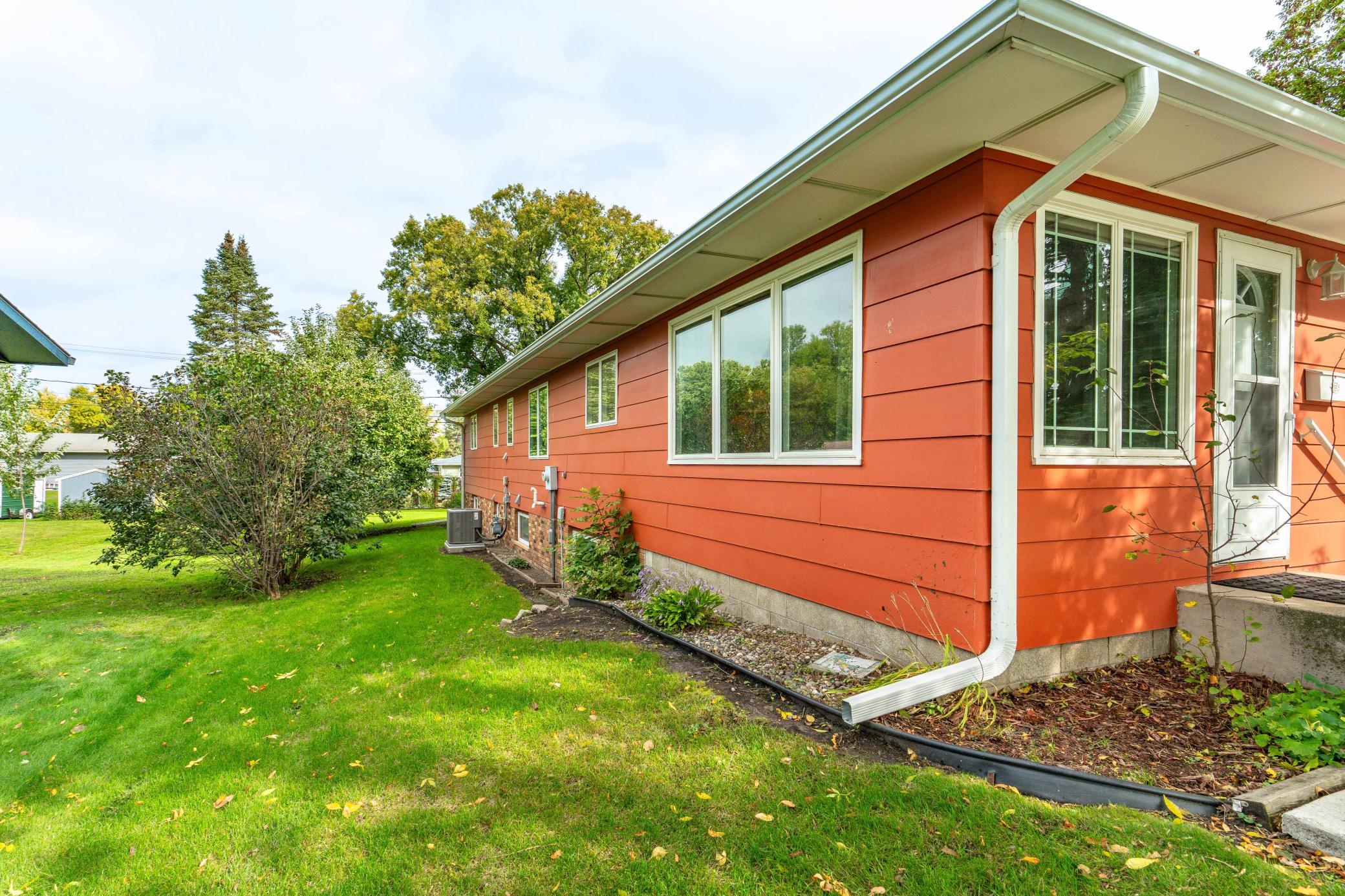 1320 S Mabelle Avenue Property Photo 3
