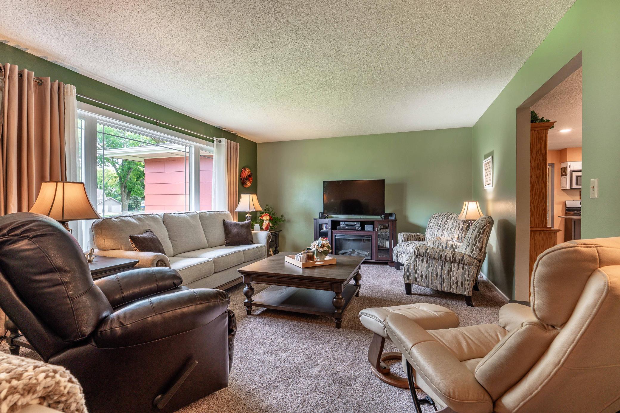 1320 S Mabelle Avenue Property Photo 18
