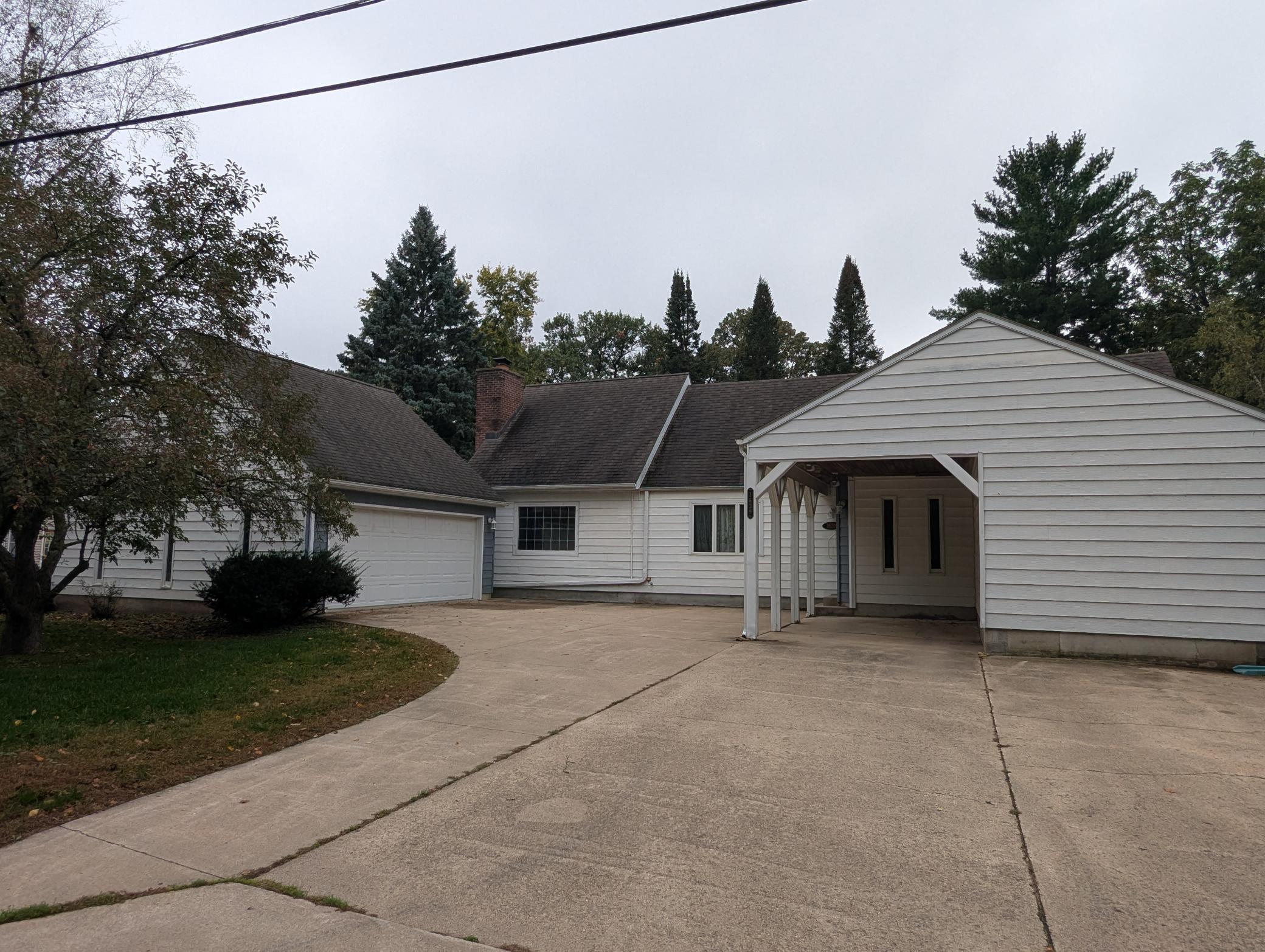 1639 Massee Street Property Photo 1