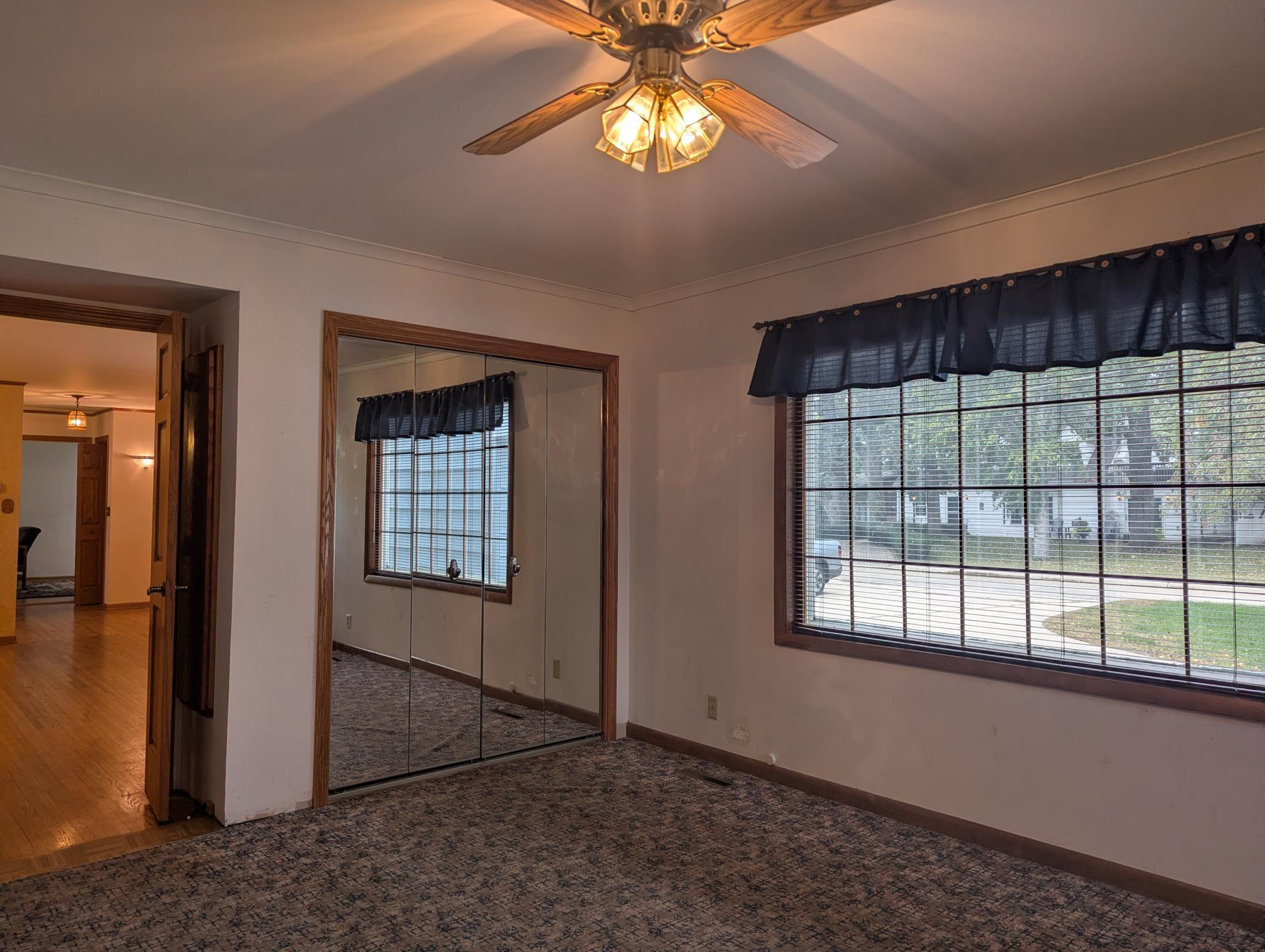 1639 Massee Street Property Photo 17