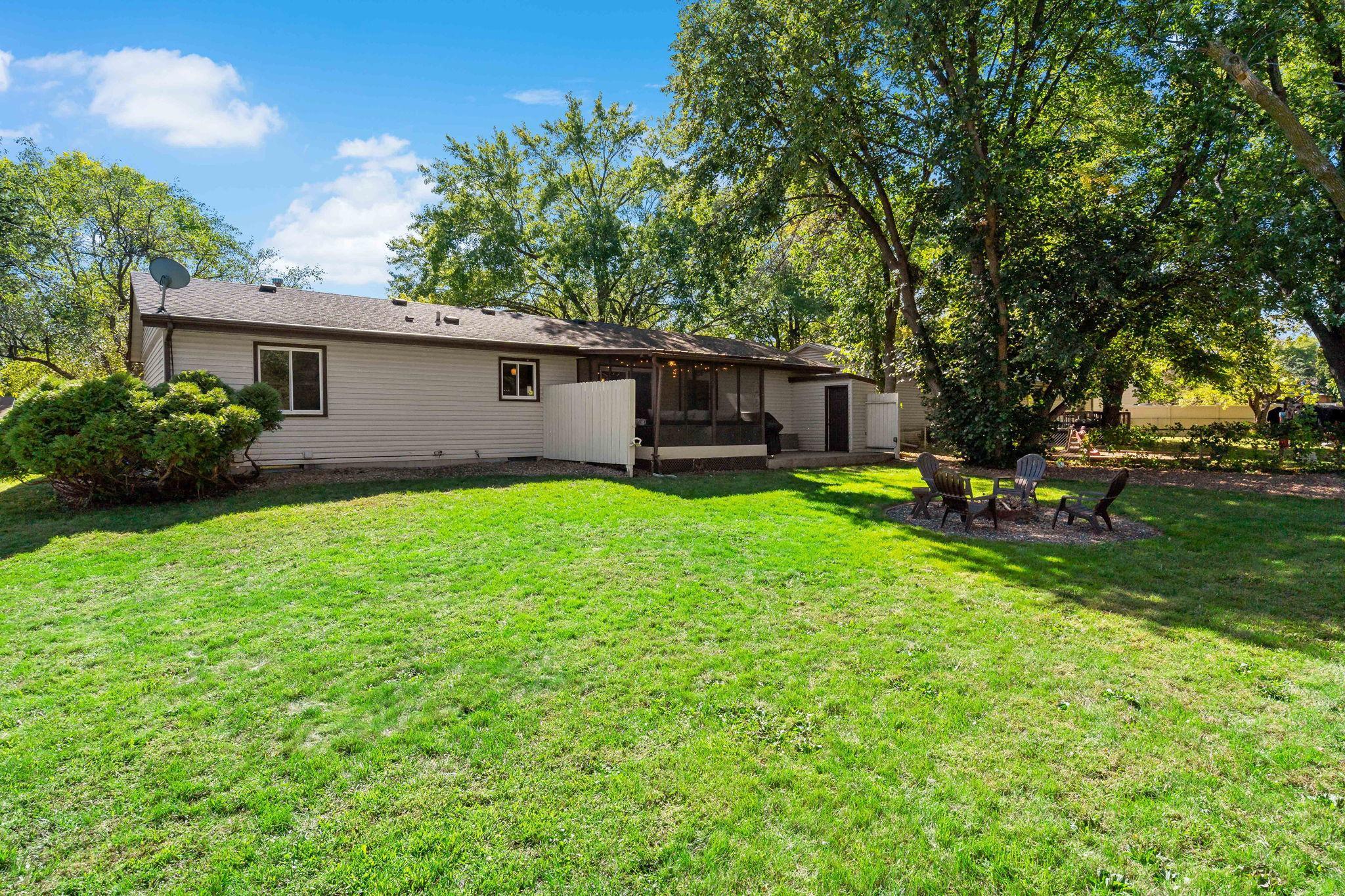 11132 97th Place N Property Photo 28