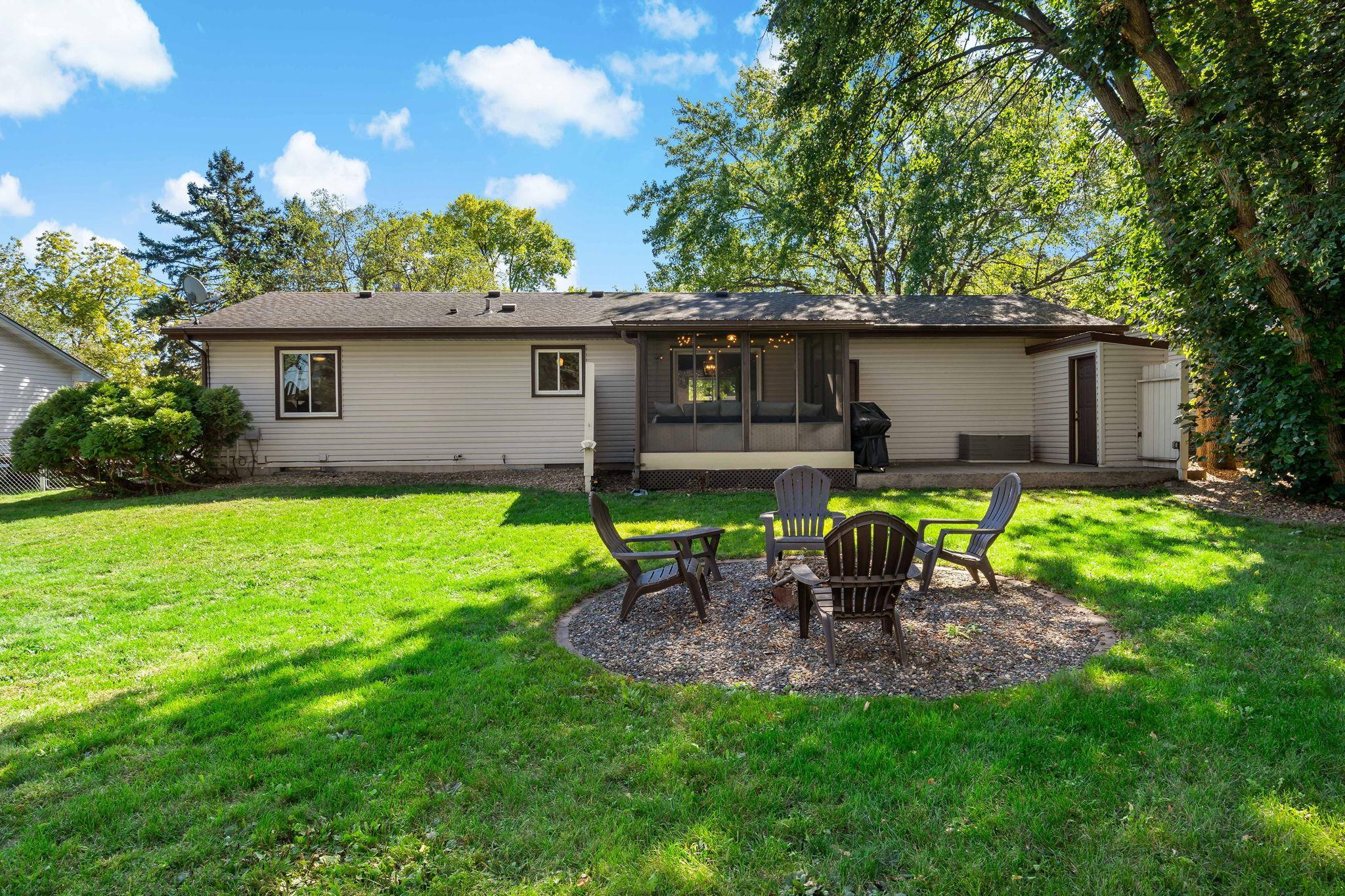 11132 97th Place N Property Photo 29