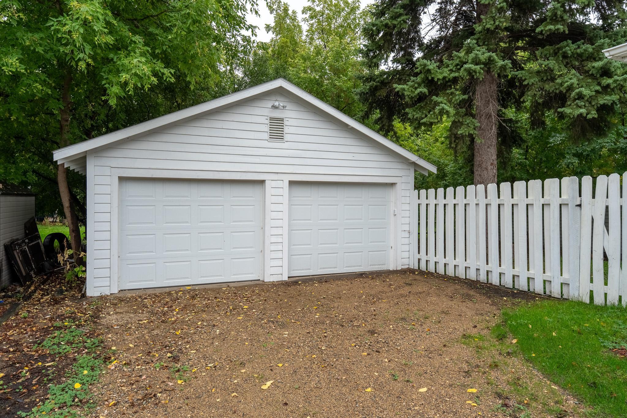 415 3rd Avenue S Property Photo 4
