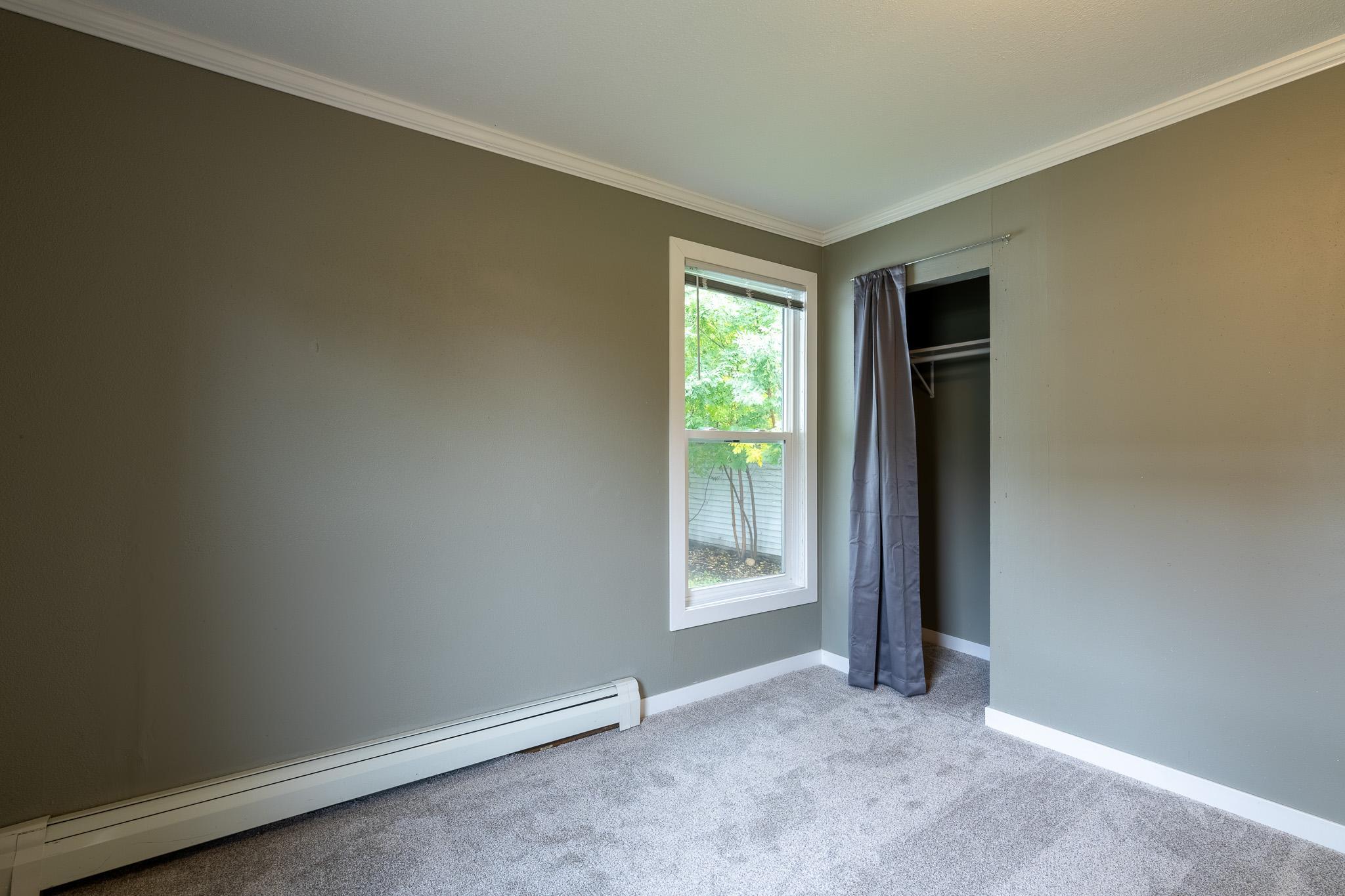 415 3rd Avenue S Property Photo 18