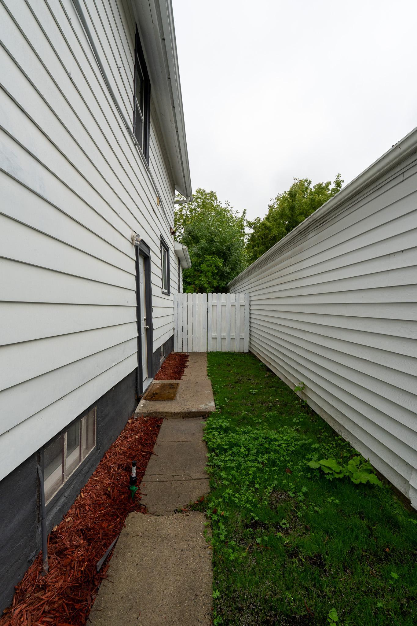 415 3rd Avenue S Property Photo 45