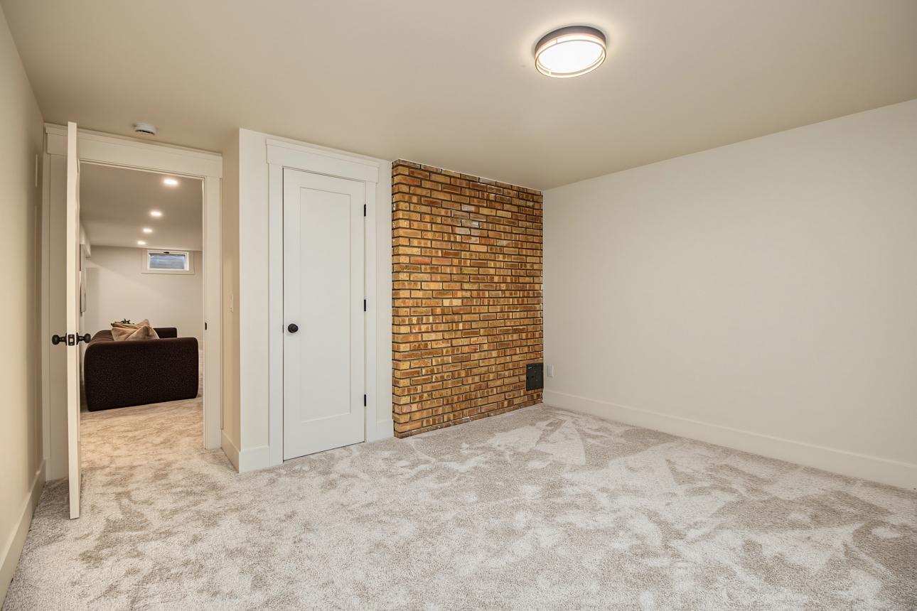 4625 Valley View Road Property Photo 42