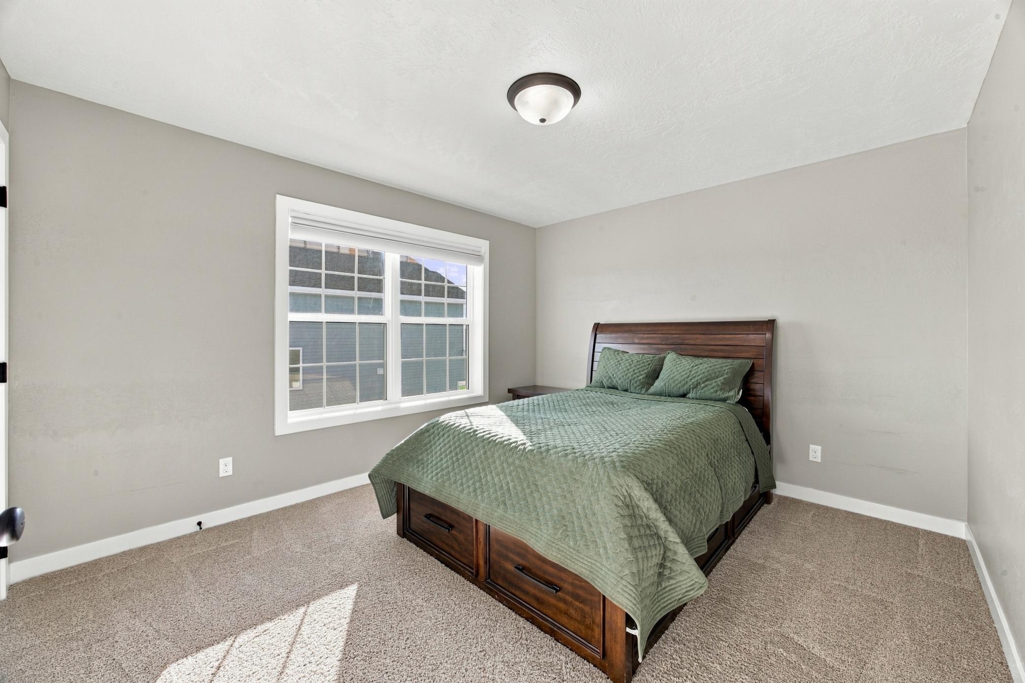 4914 Loden Court S Property Photo 24
