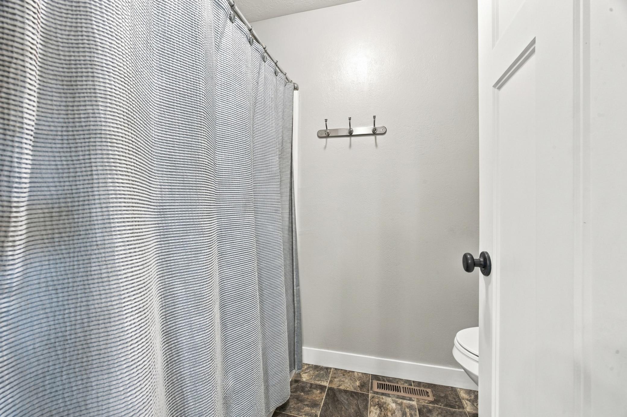 4914 Loden Court S Property Photo 26