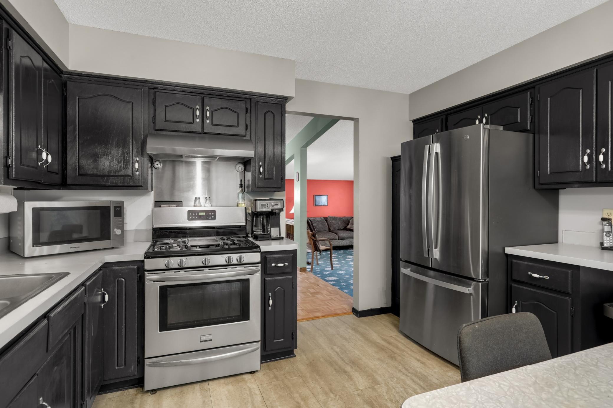 622 73rd Way N Property Photo 11