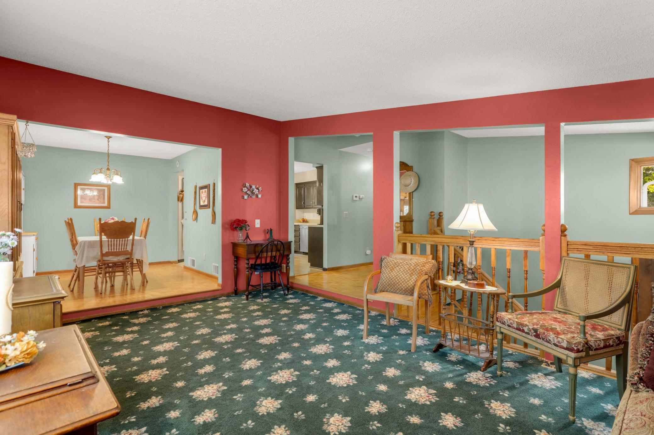 622 73rd Way N Property Photo 13