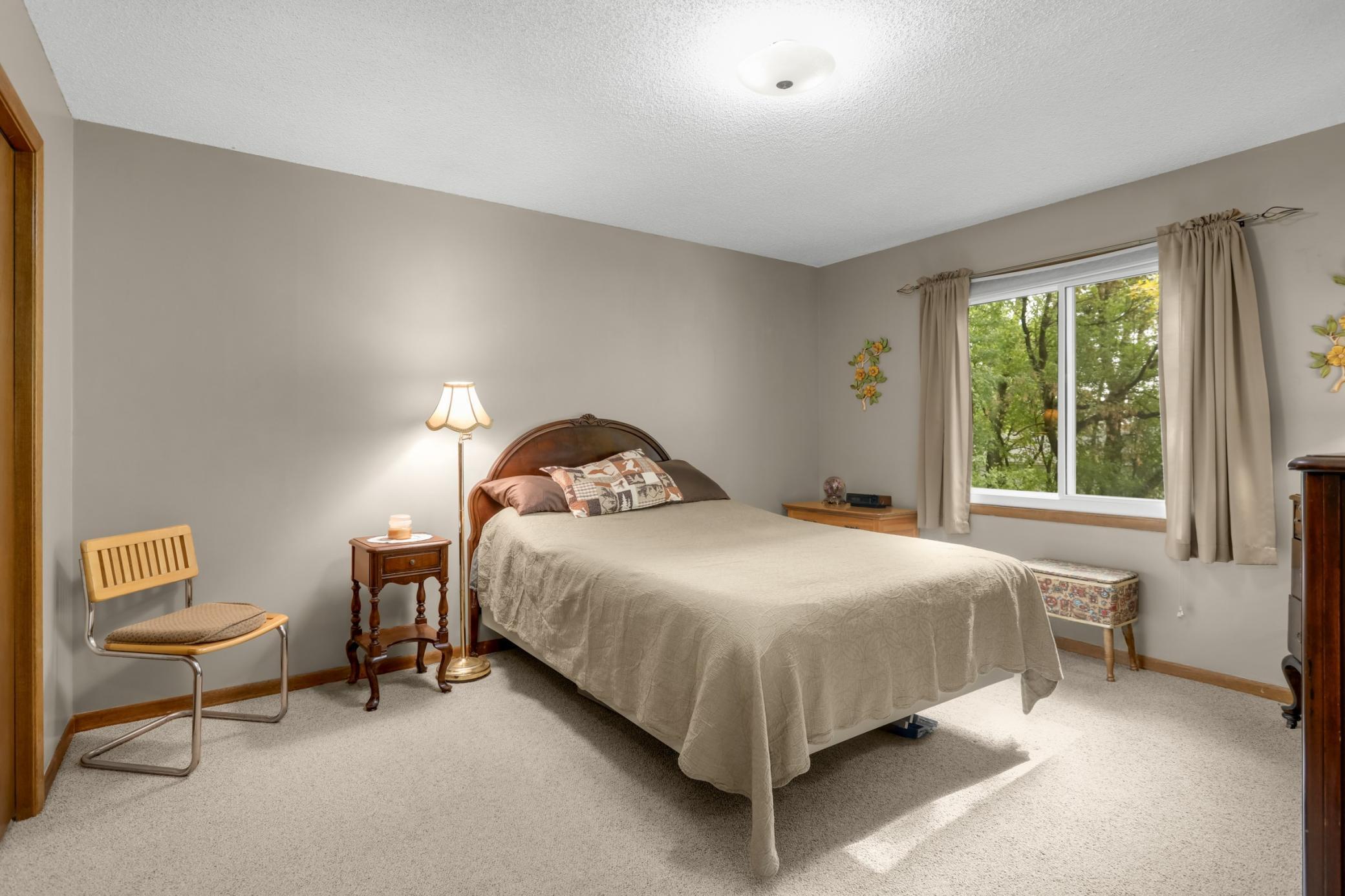 622 73rd Way N Property Photo 16