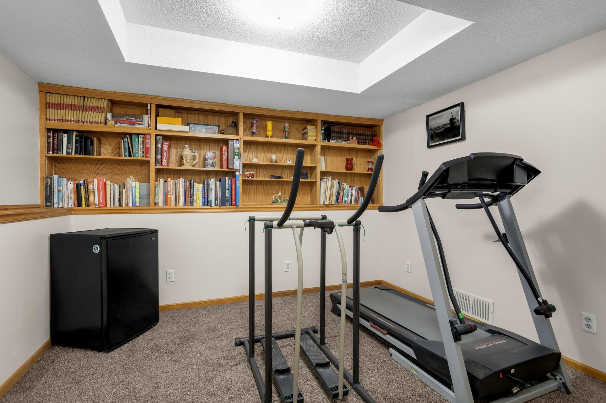 622 73rd Way N Property Photo 24