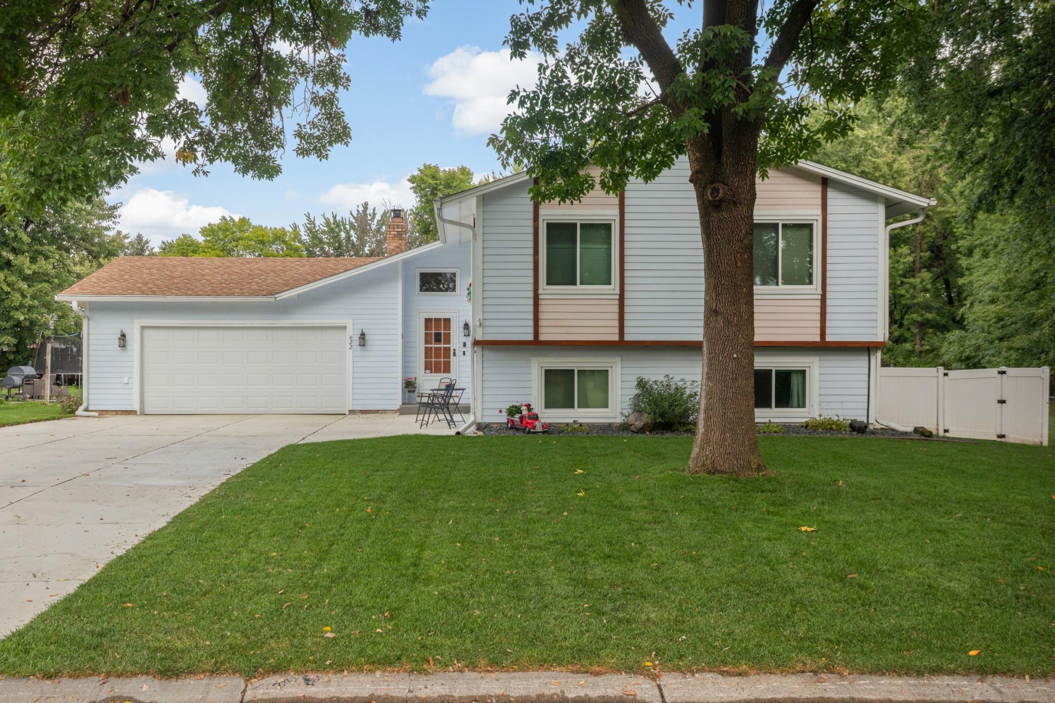 622 73rd Way N Property Photo 28