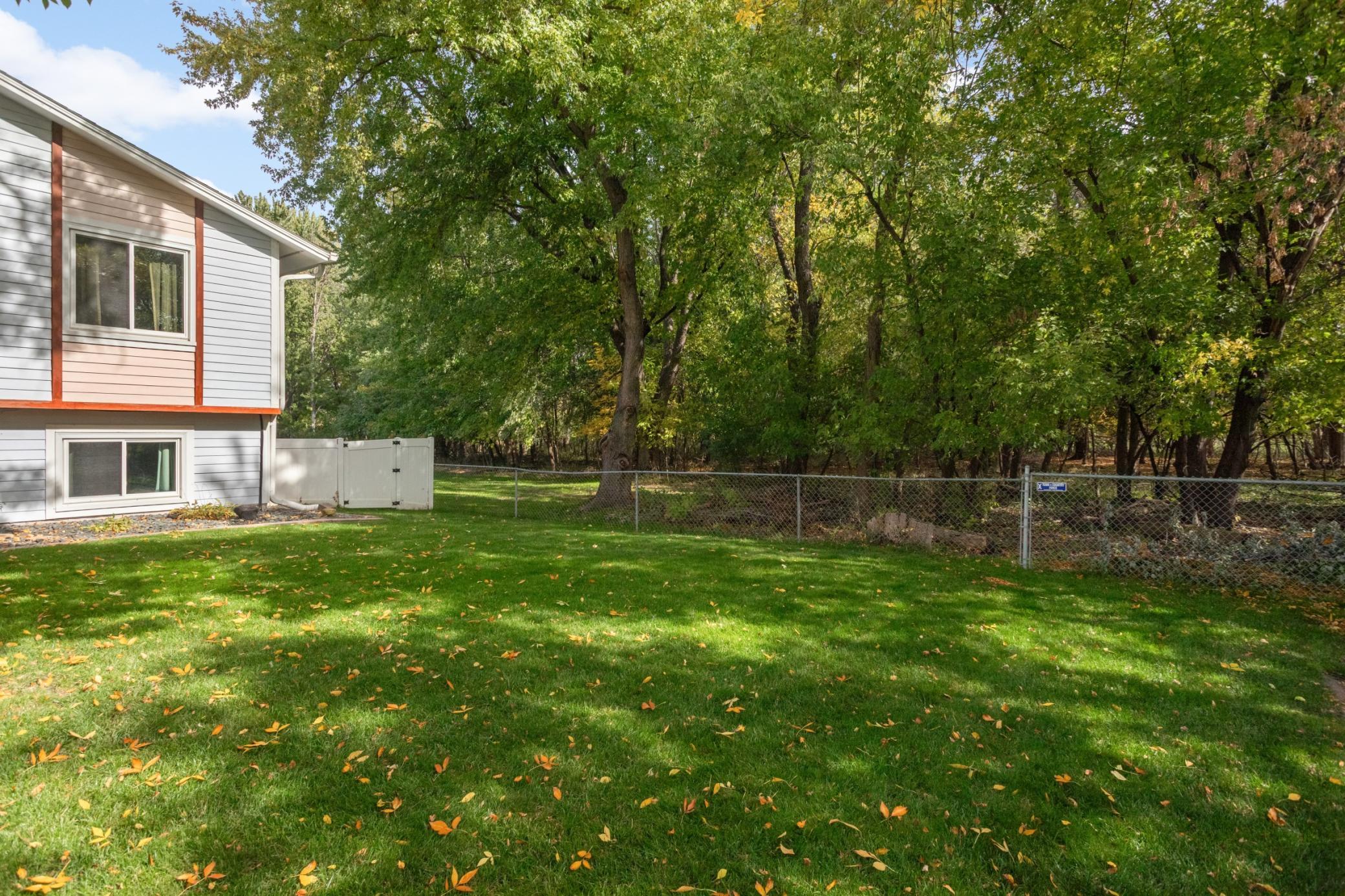 622 73rd Way N Property Photo 29