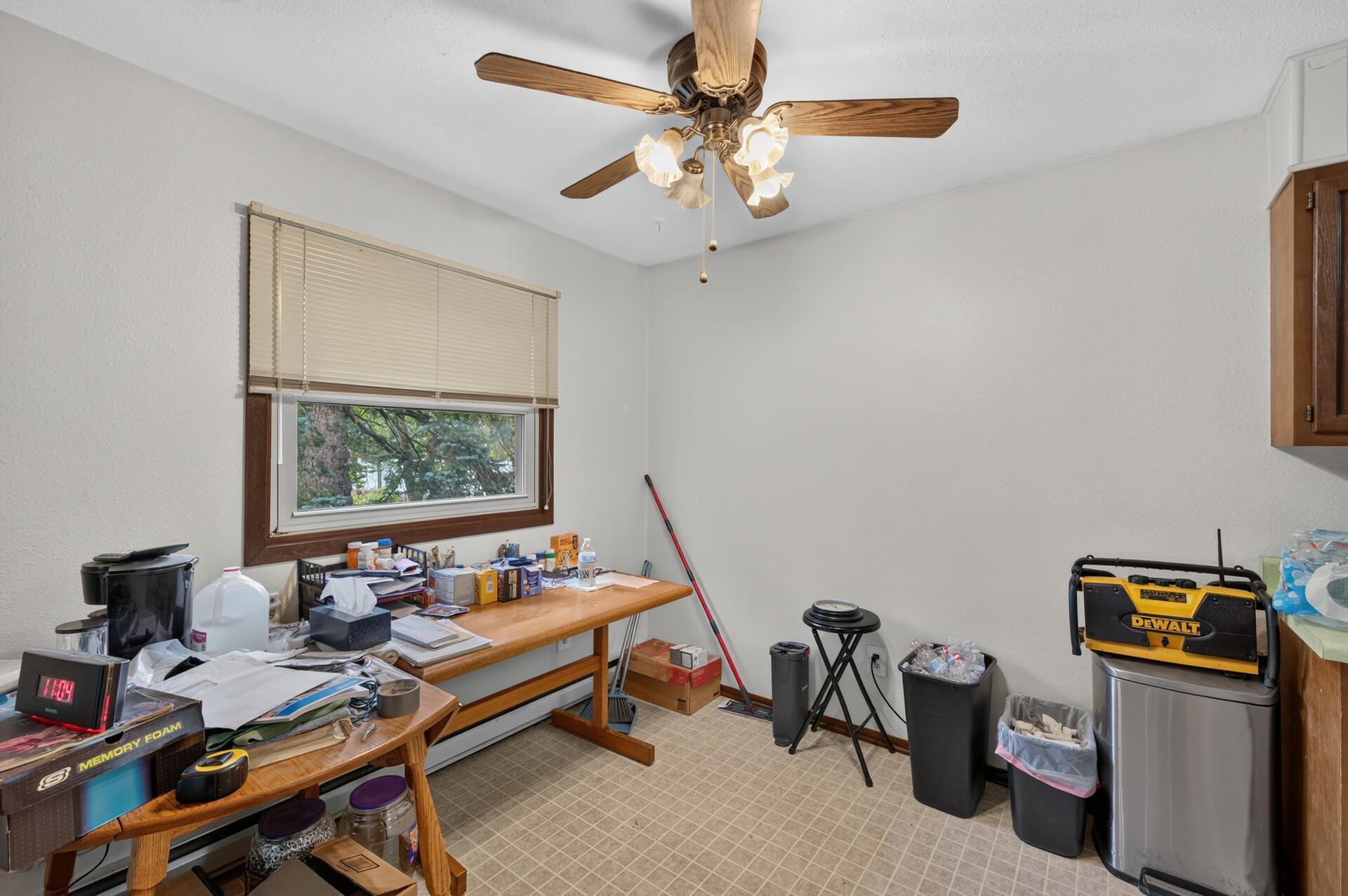 302 W Maple Street Property Photo 19