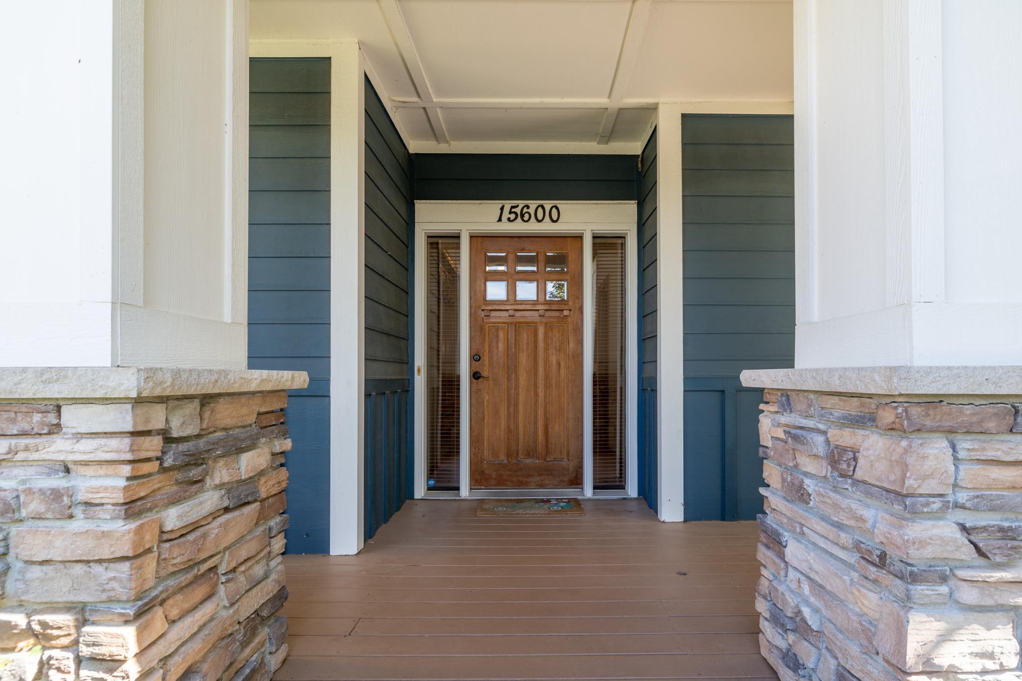 15600 Dunberry Way Property Photo 3