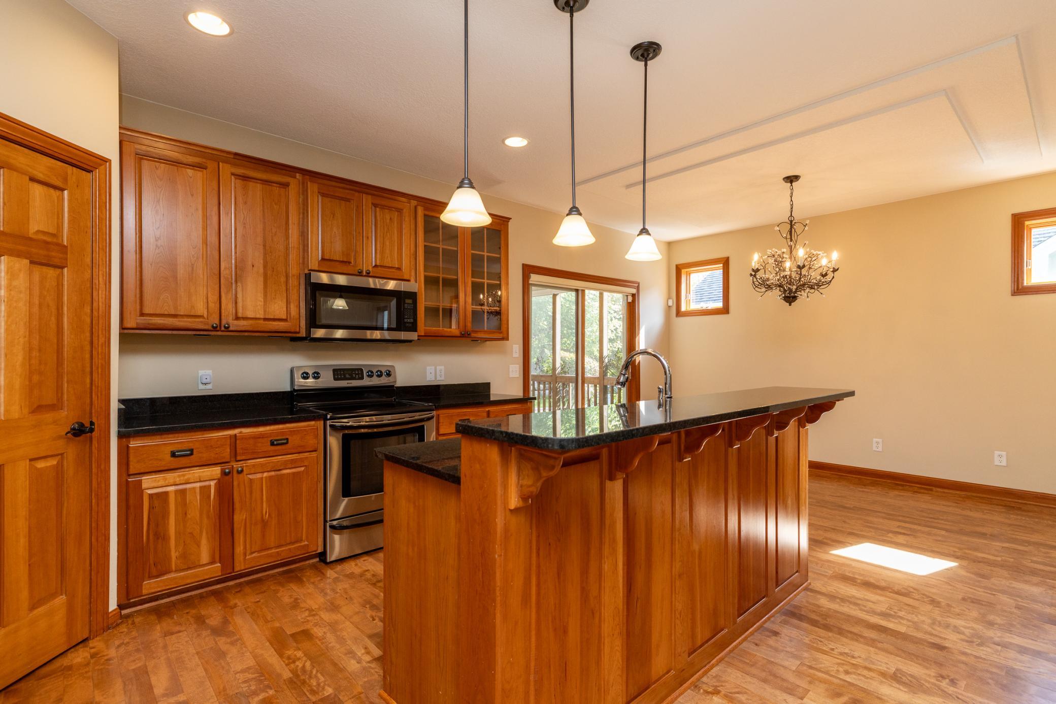 15600 Dunberry Way Property Photo 11